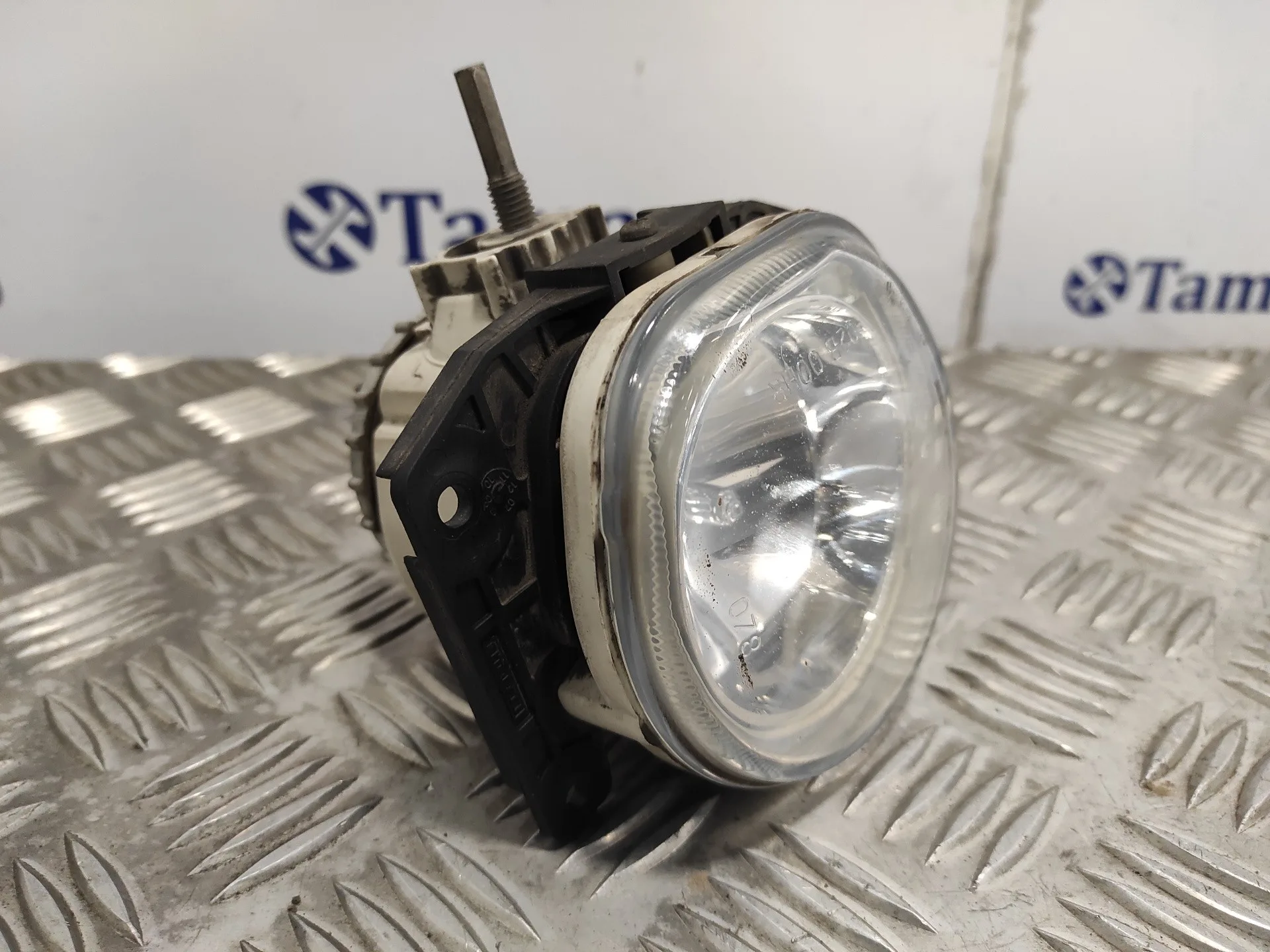 Faro Antiniebla Izquierdo para Fiat Fiorino