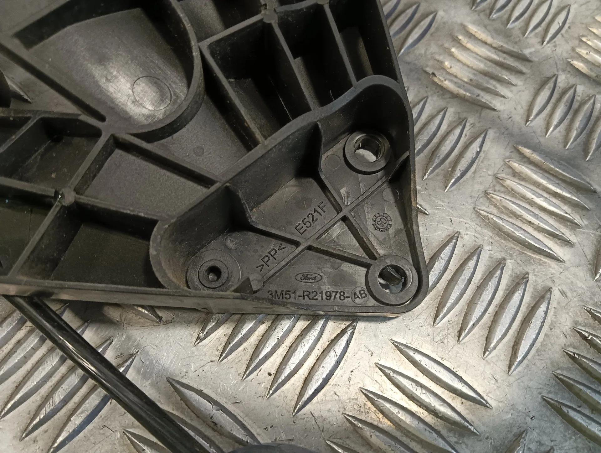 Cerradura Puerta Delantera Derecha para Ford Focus C-Max (Cap)