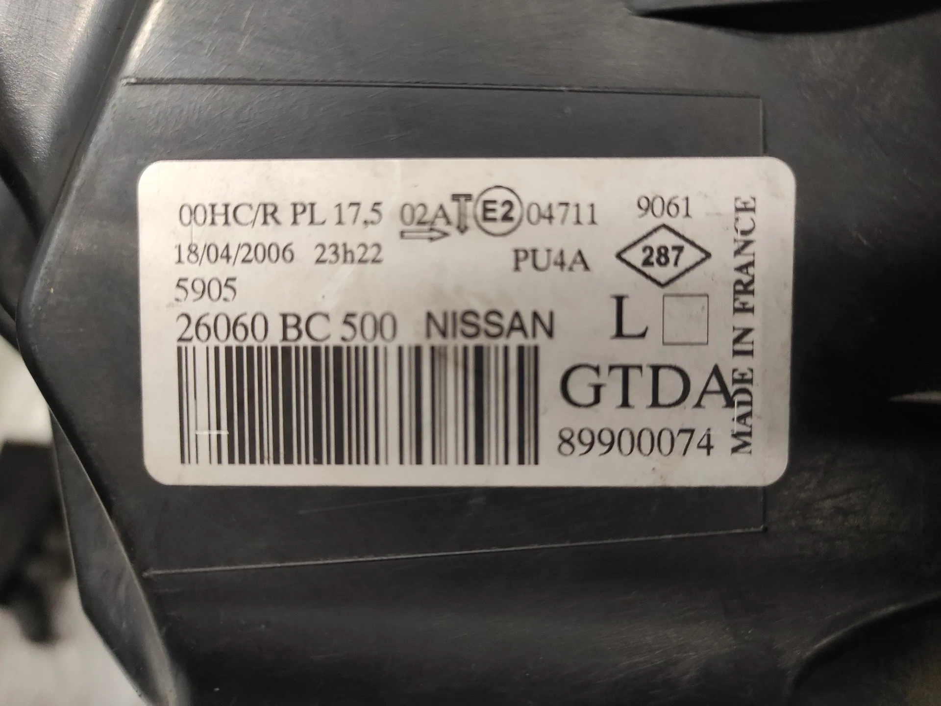 Faro Izquierdo para Nissan Micra (K12E)