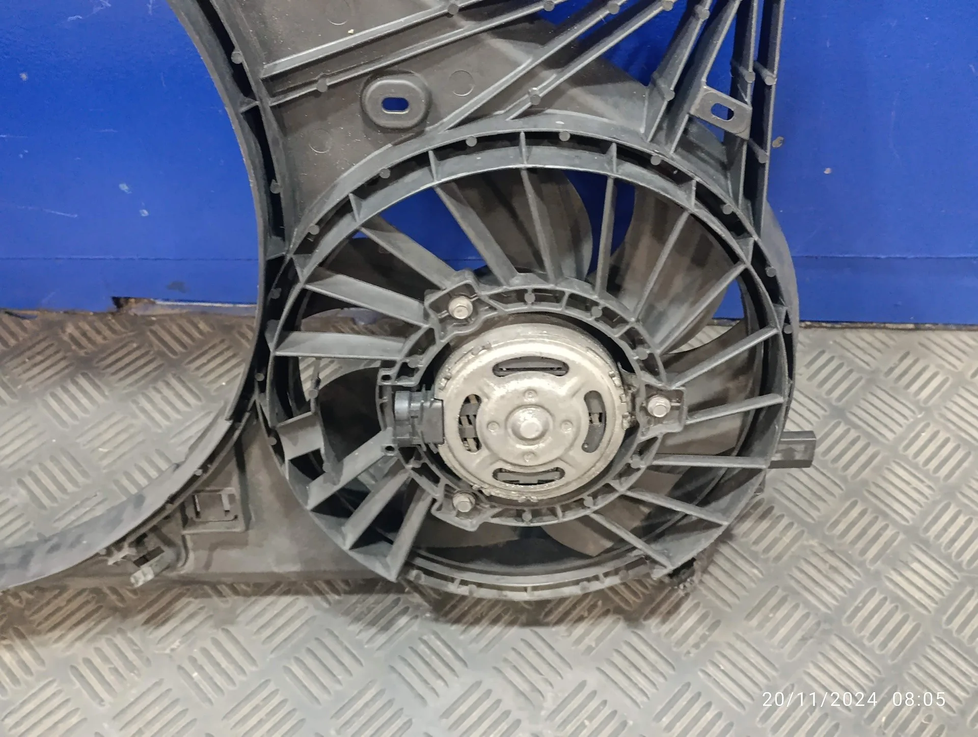 Electroventilador para Opel Movano B Kasten/Combi