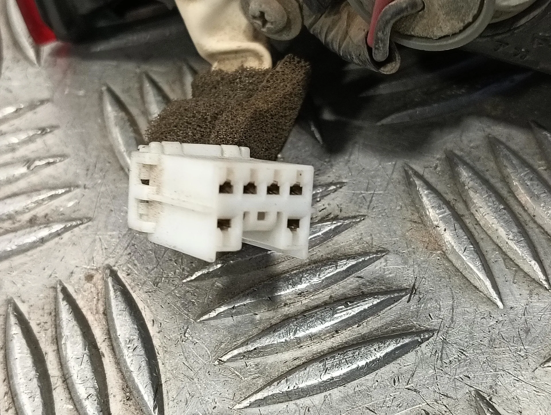 Piloto Trasero Derecho para Mitsubishi Space Wagon (N80/N90)