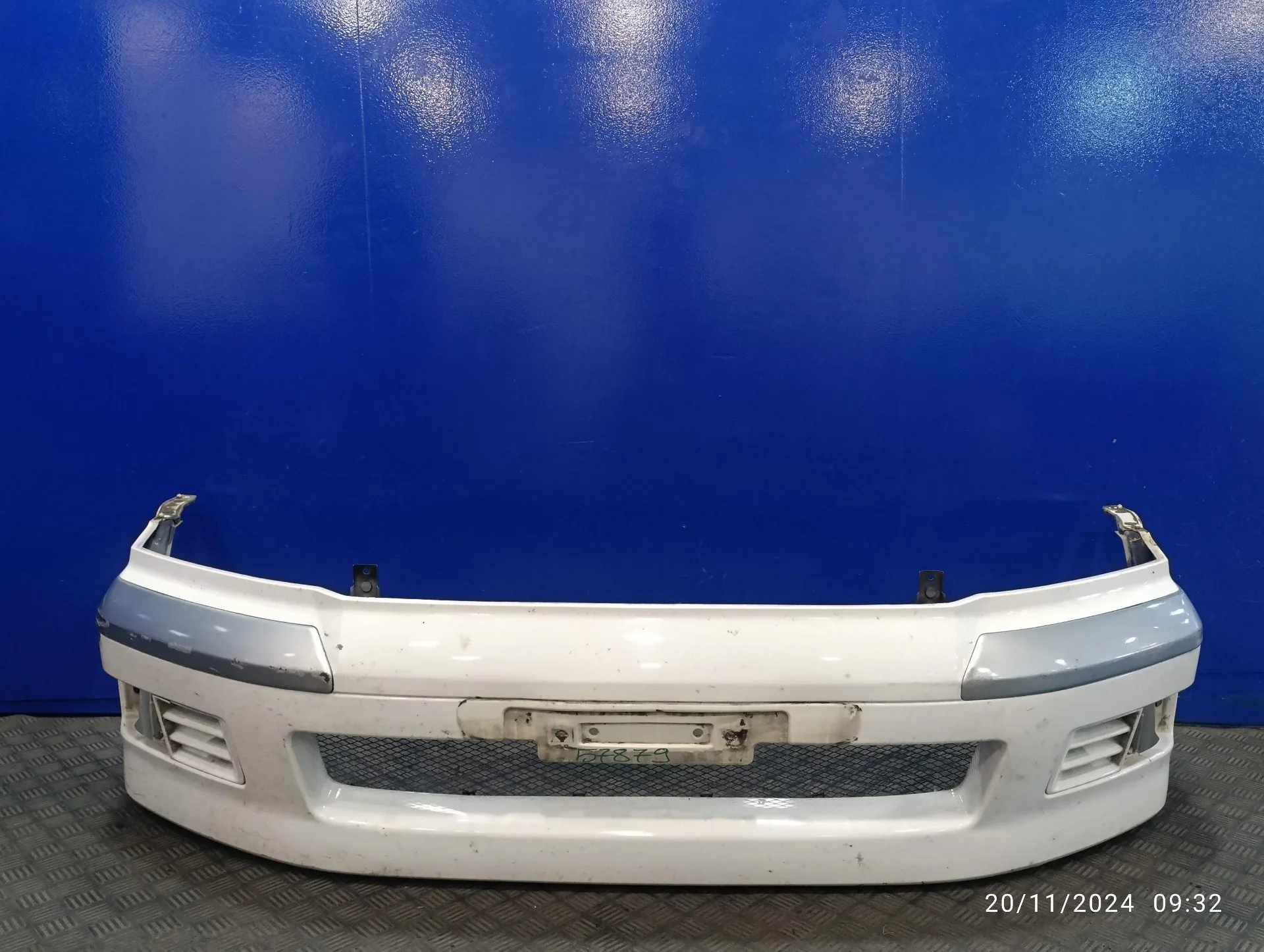 Paragolpes Delantero para Mitsubishi Space Wagon (N80/N90)
