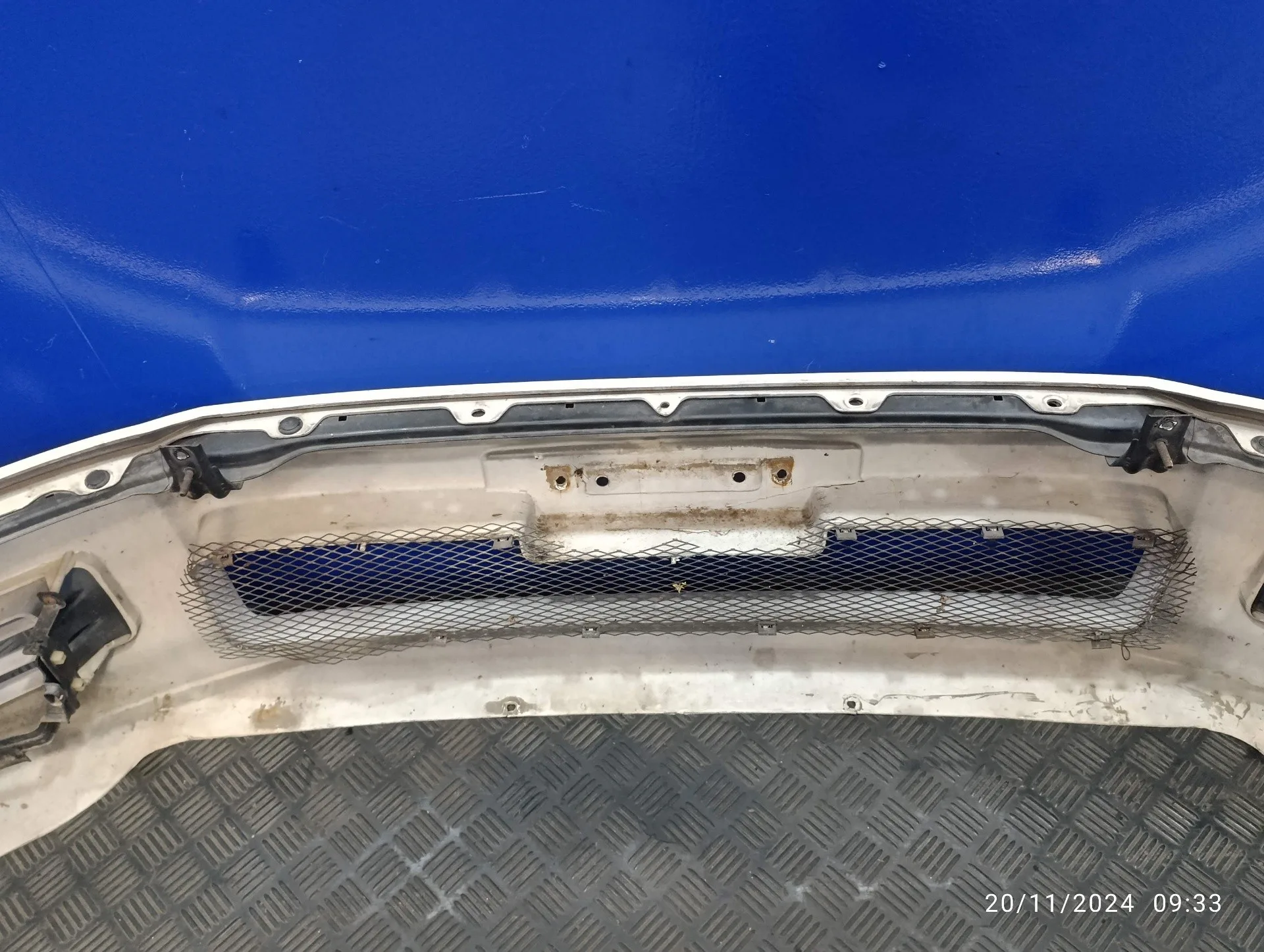 Paragolpes Delantero para Mitsubishi Space Wagon (N80/N90)