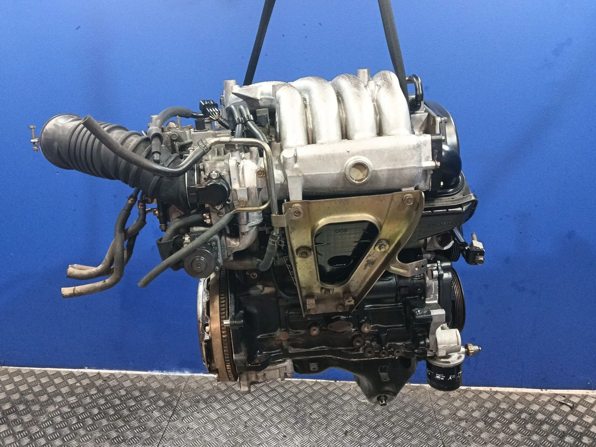 Motor Completo para Mitsubishi Space Wagon (N80/N90)
