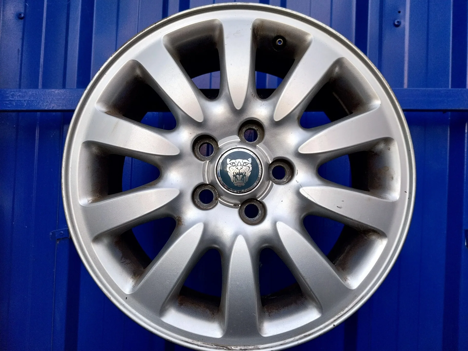 Llanta para Jaguar X-Type