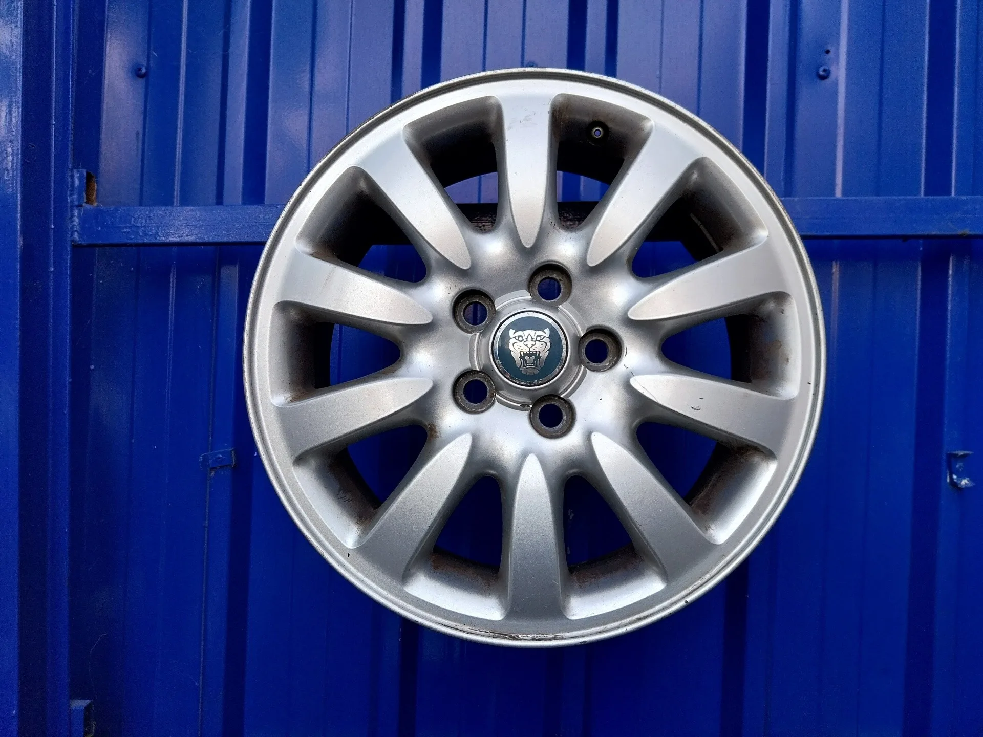 Llanta para Jaguar X-Type
