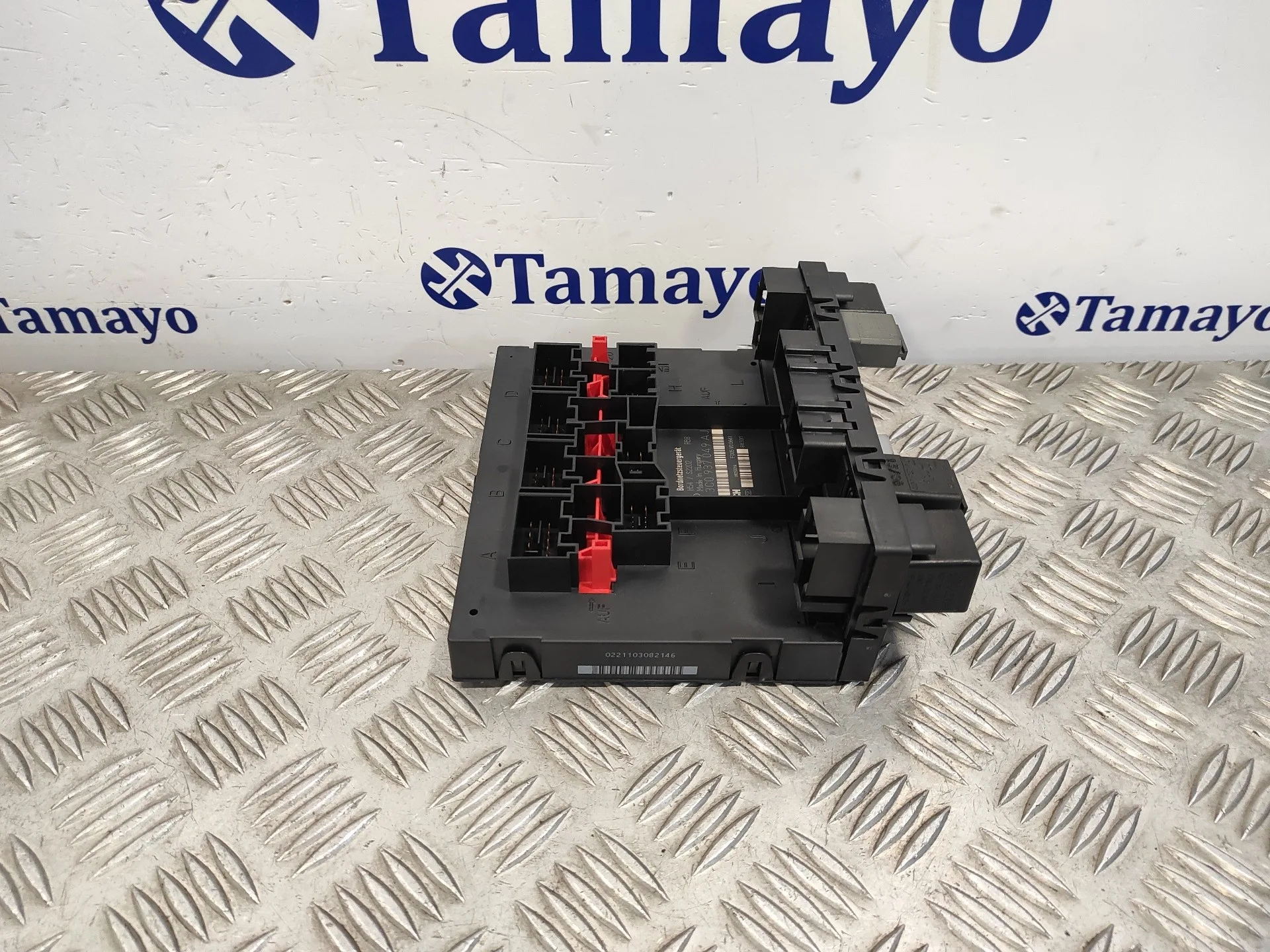 Caja Reles / Fusibles para Volkswagen Golf V Berlina (1K1)