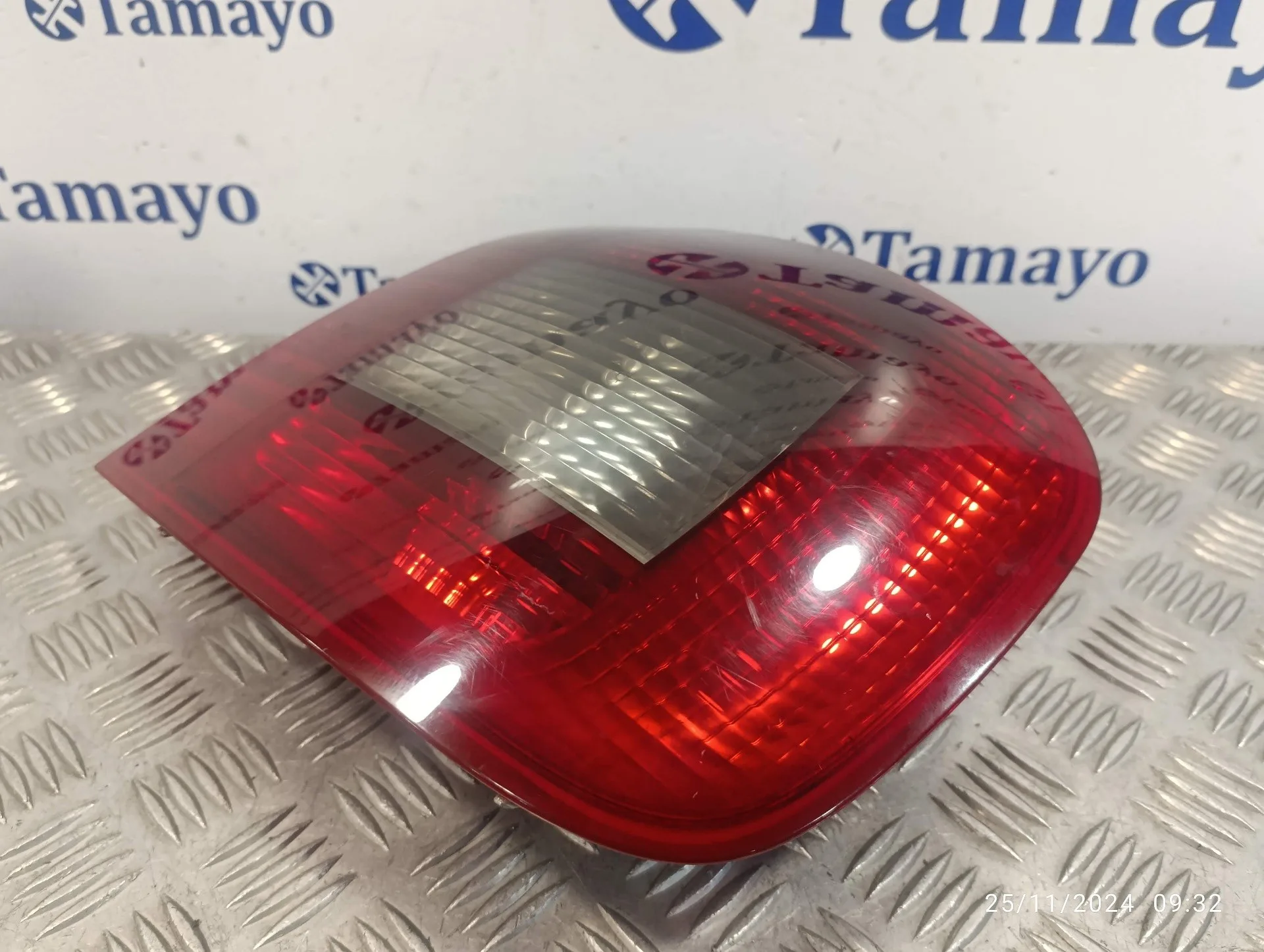 Piloto Trasero Derecho para Fiat Multipla Nuevo (186)