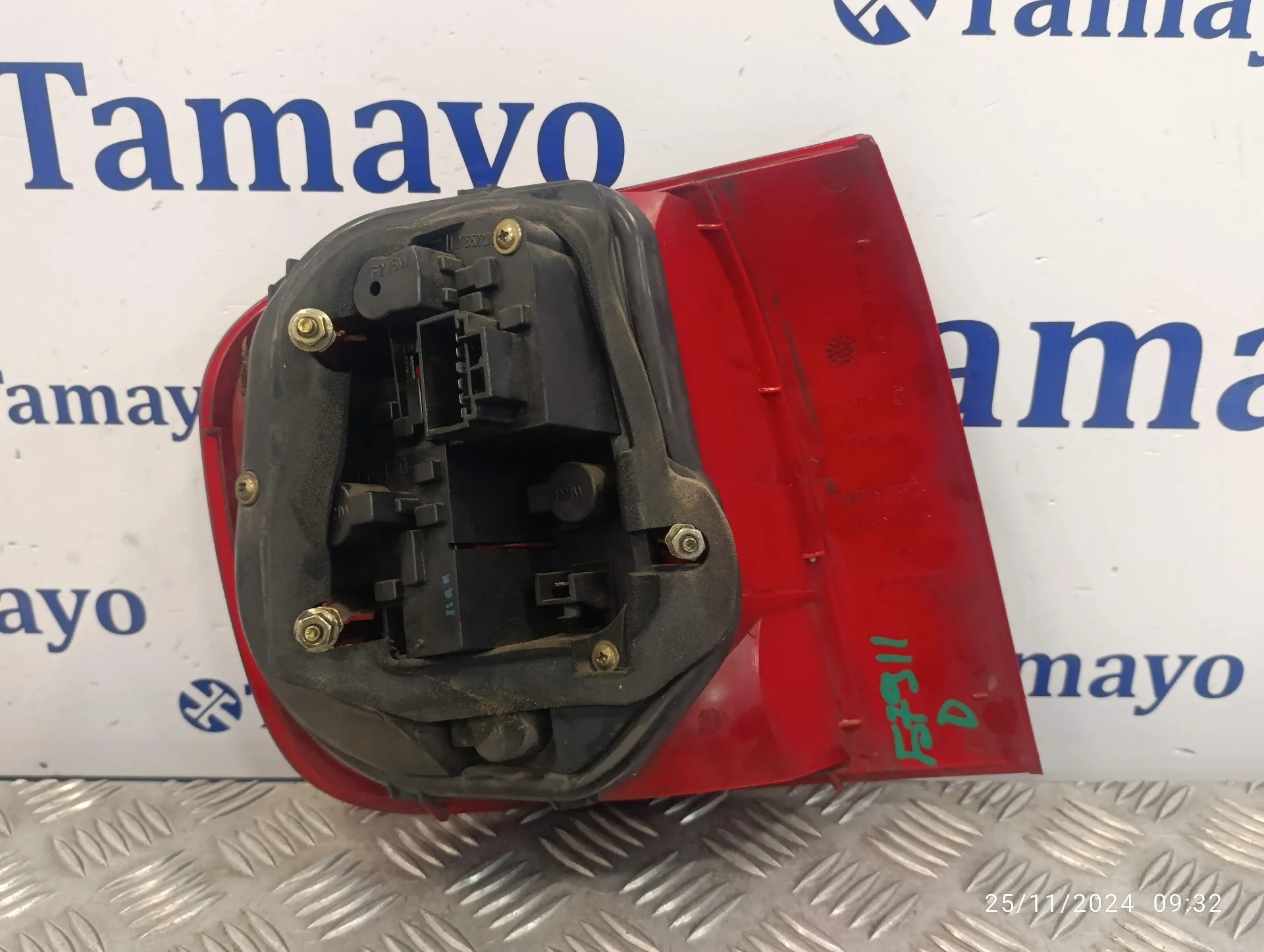 Piloto Trasero Derecho para Fiat Multipla Nuevo (186)