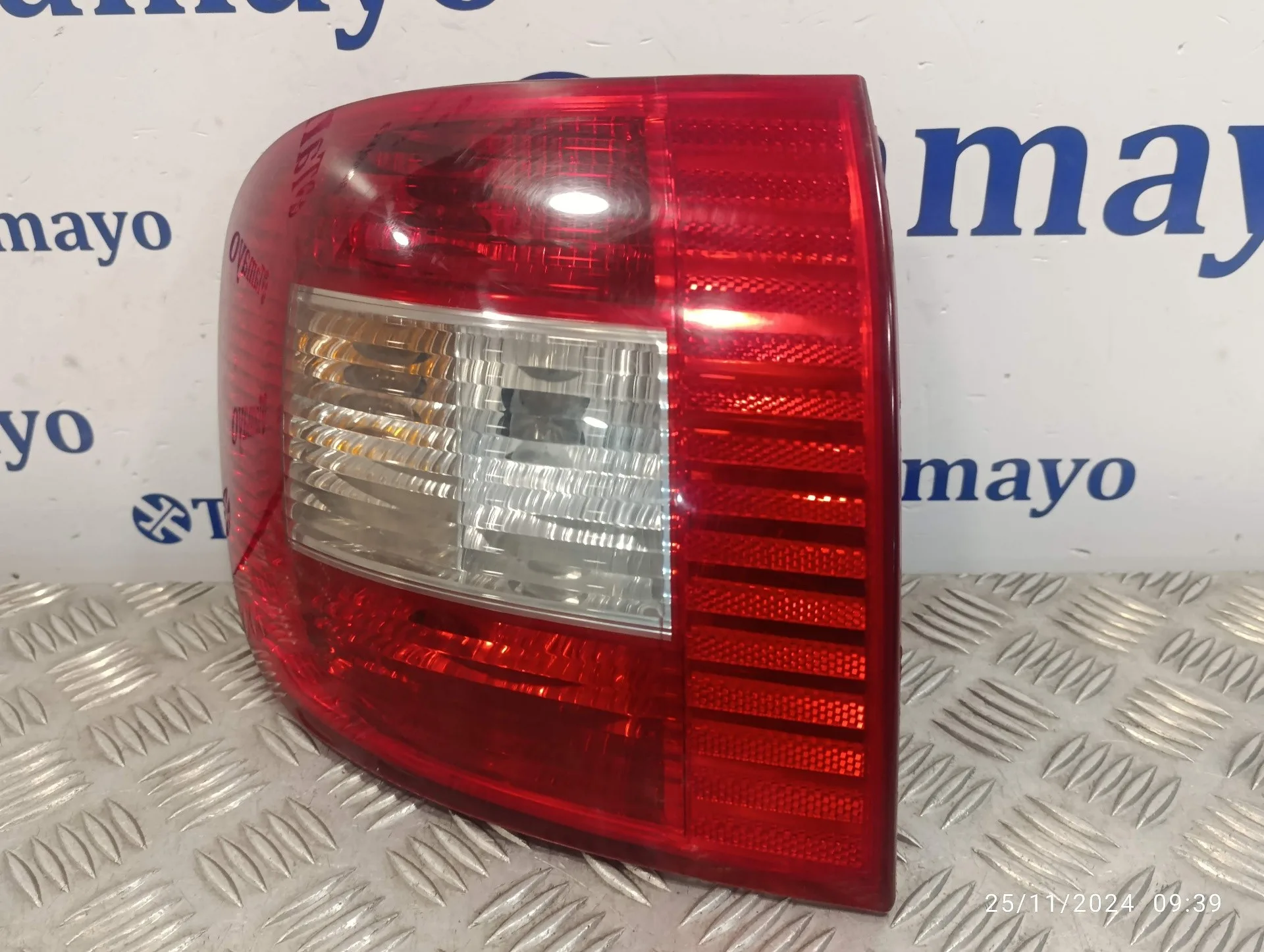Piloto Trasero Izquierdo para Fiat Multipla Nuevo (186)