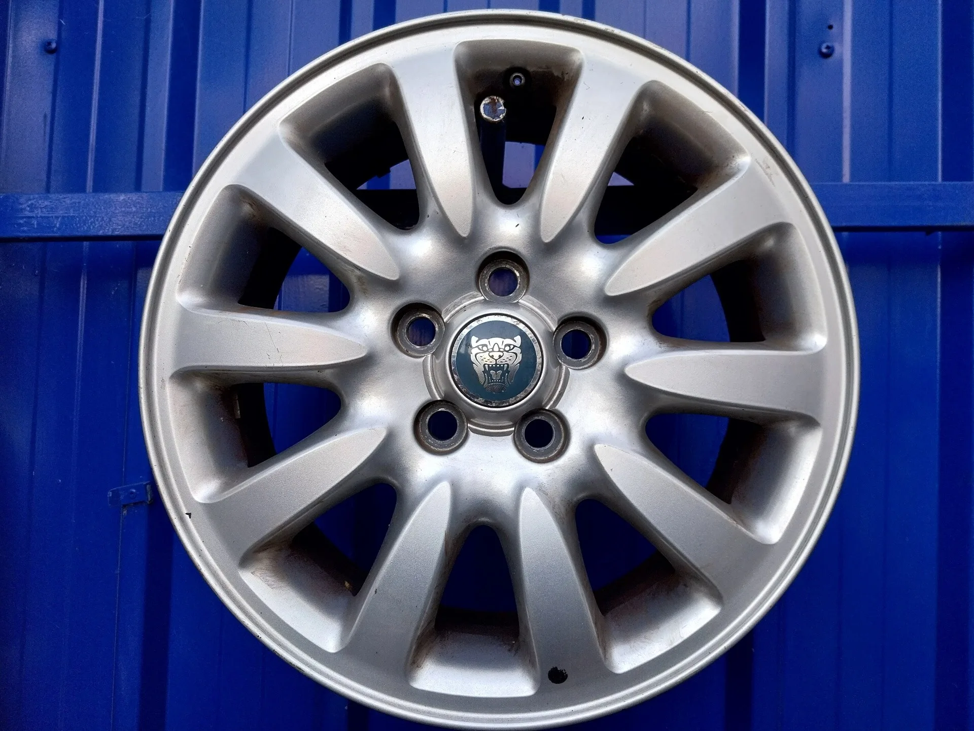 Llanta para Jaguar X-Type