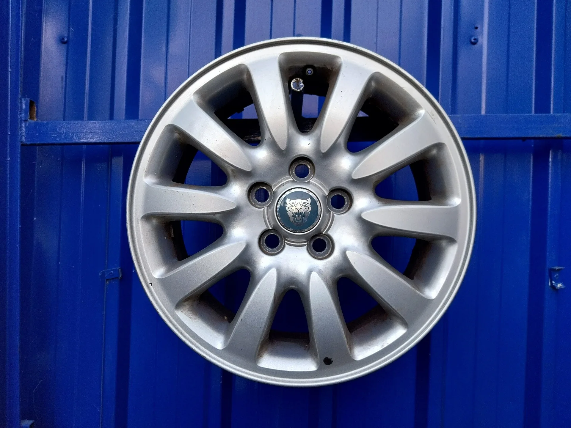 Llanta para Jaguar X-Type