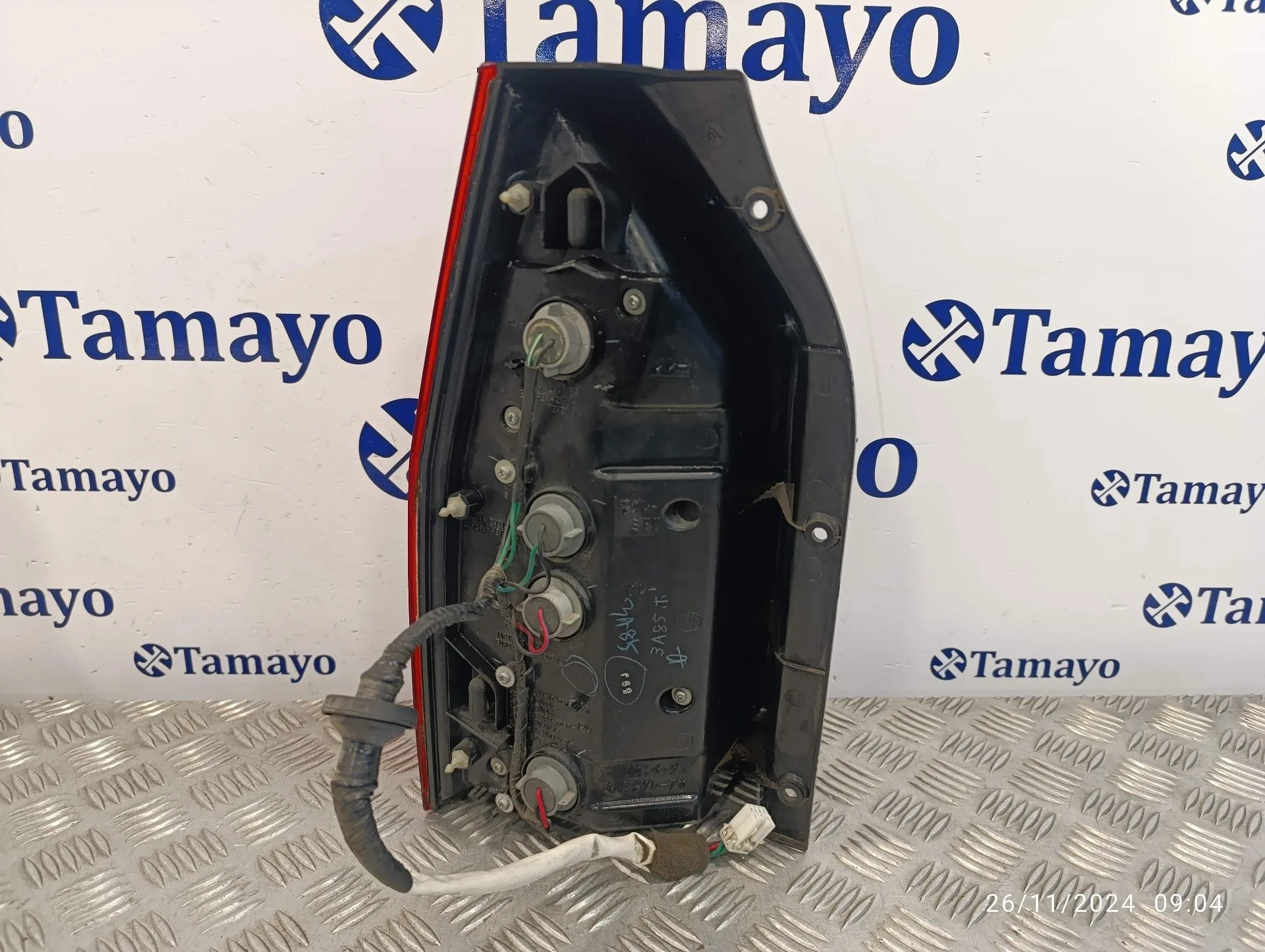 Piloto Trasero Derecho para Mitsubishi Space Wagon (N80/N90)