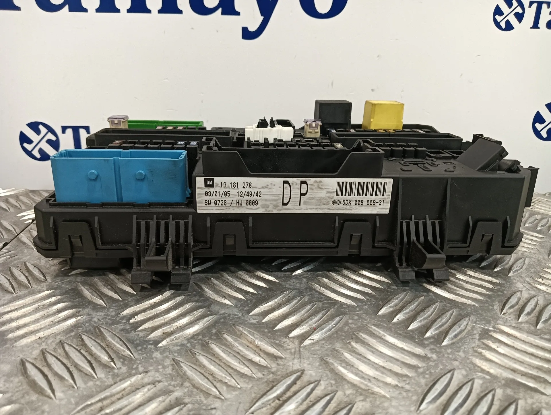 Caja Reles / Fusibles para Opel Astra H Berlina