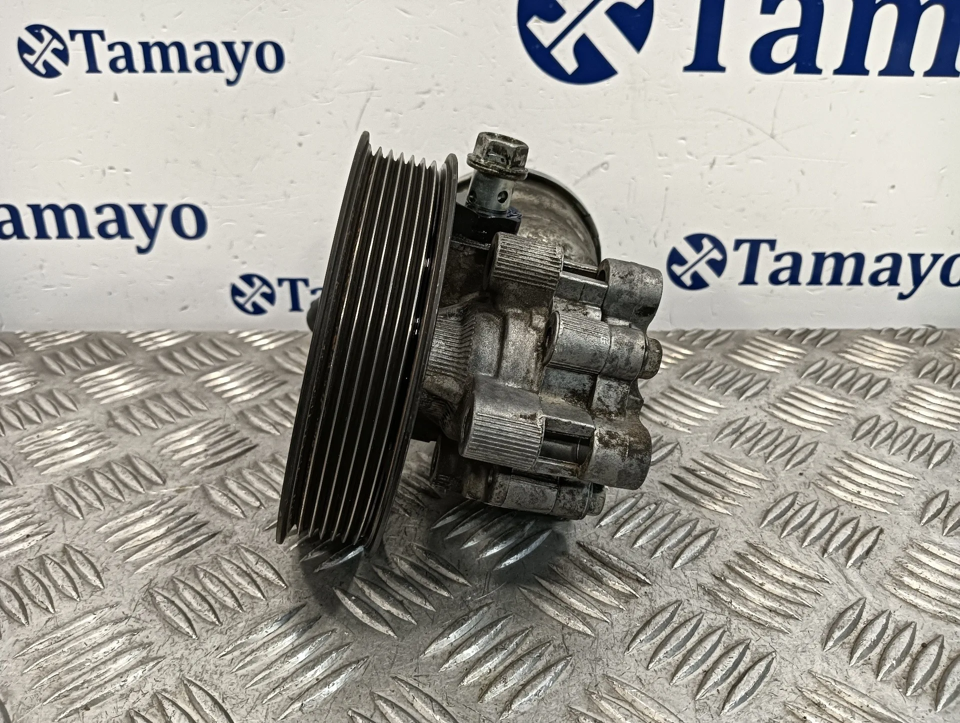 Bomba Direccion para Toyota Avensis Berlina (T25)