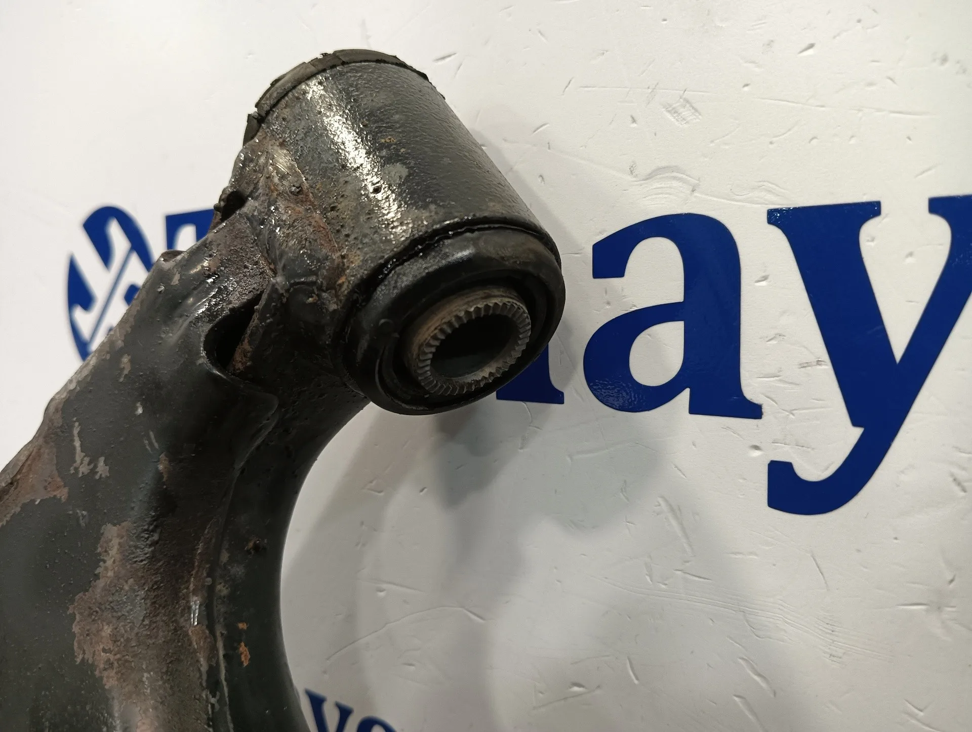 Brazo Suspension Inferior Delantero Derecho para Toyota Avensis Berlina (T25)