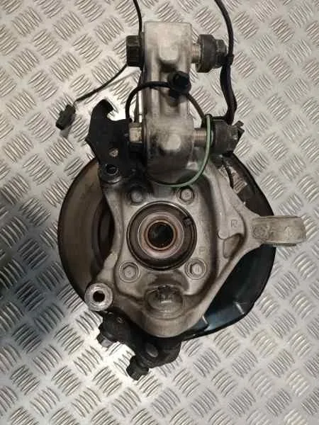 Mangueta Delantera Derecha para Toyota Prius (Nhw30)