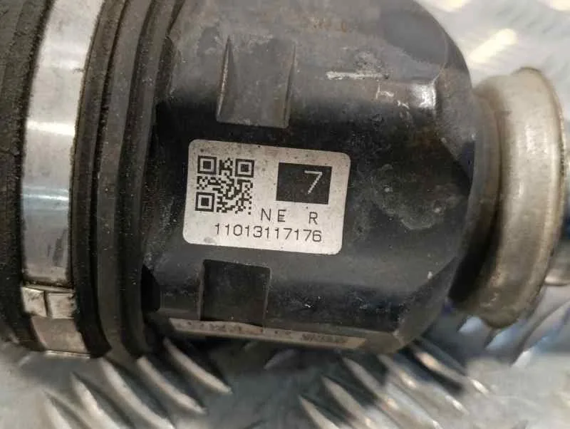 Transmision Delantera Derecha para Toyota Prius (Nhw30)