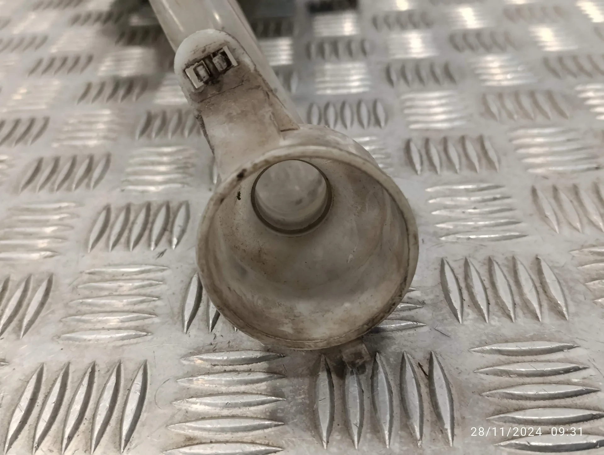 Deposito Limpia para Toyota Prius (Nhw30)