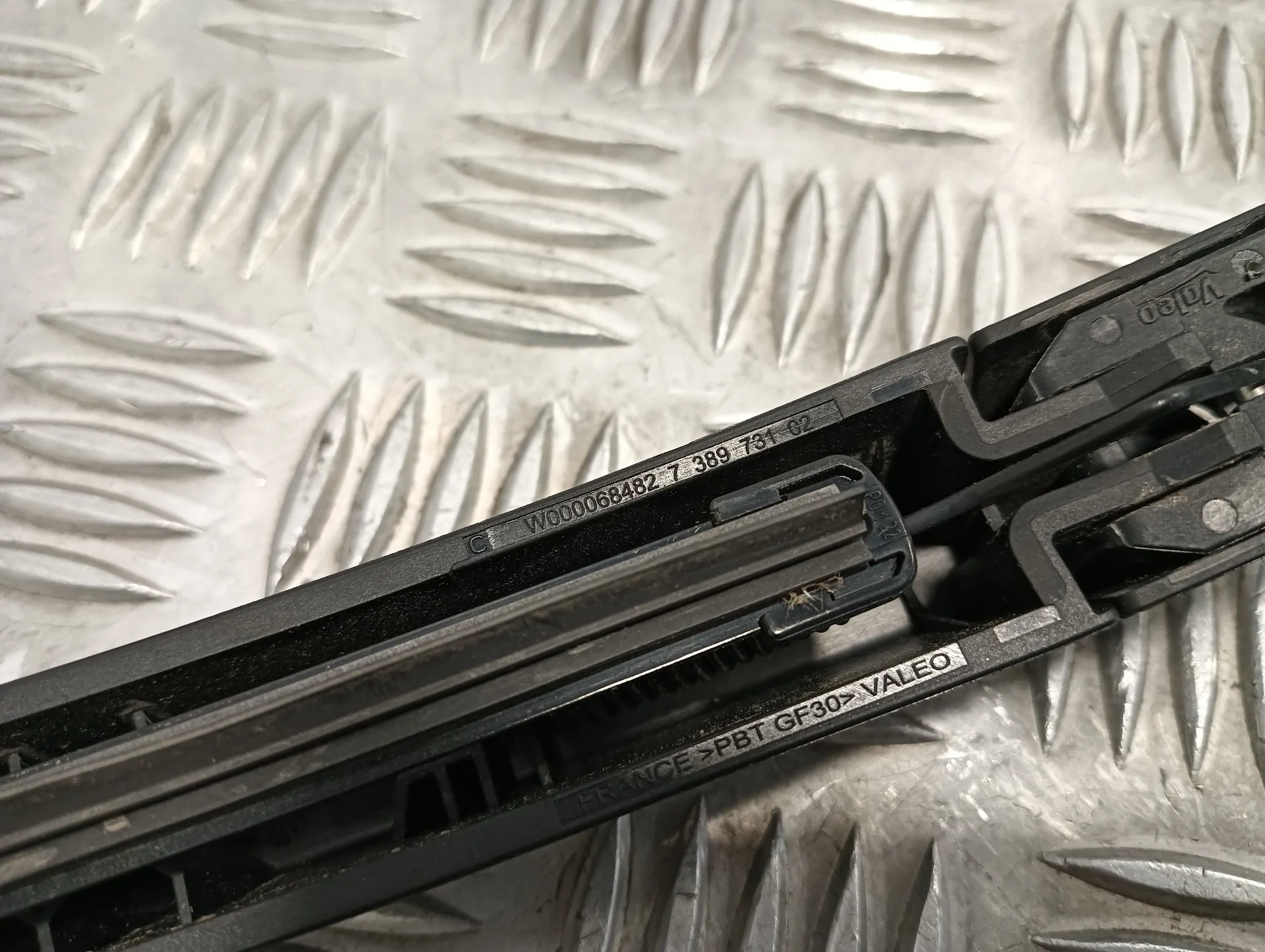 Brazo Limpia Trasero para Mini Countryman (F60)