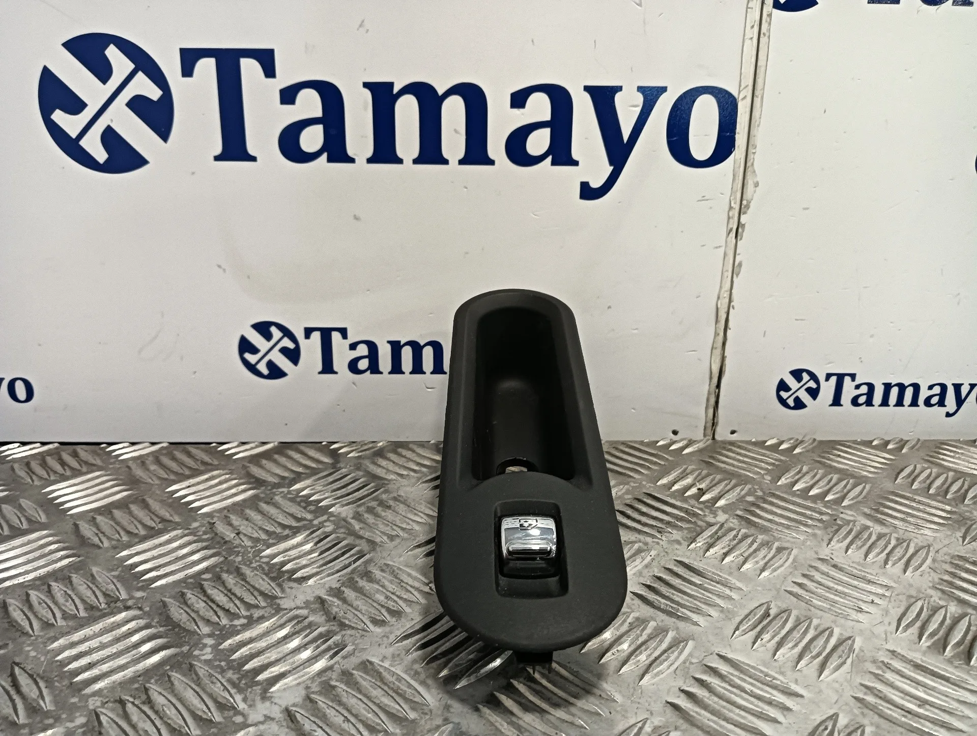 Mando Elevalunas Trasero Izquierdo para Mini Countryman (F60)