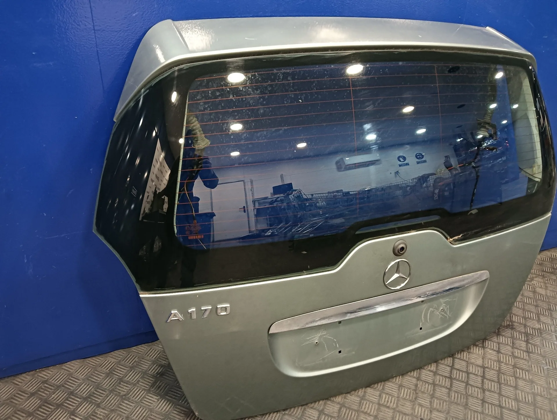 Porton Trasero para Mercedes-Benz Clase A (W169)