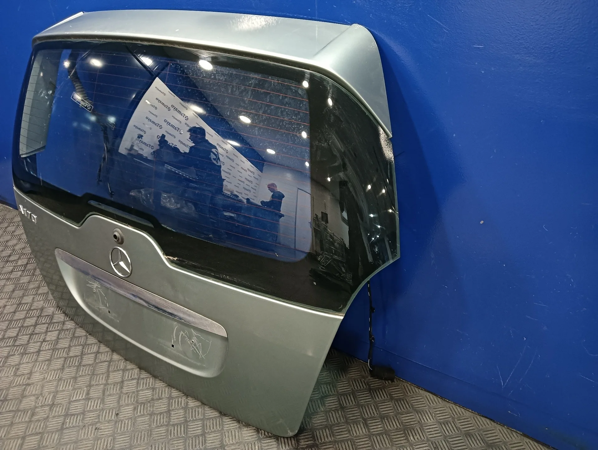 Porton Trasero para Mercedes-Benz Clase A (W169)