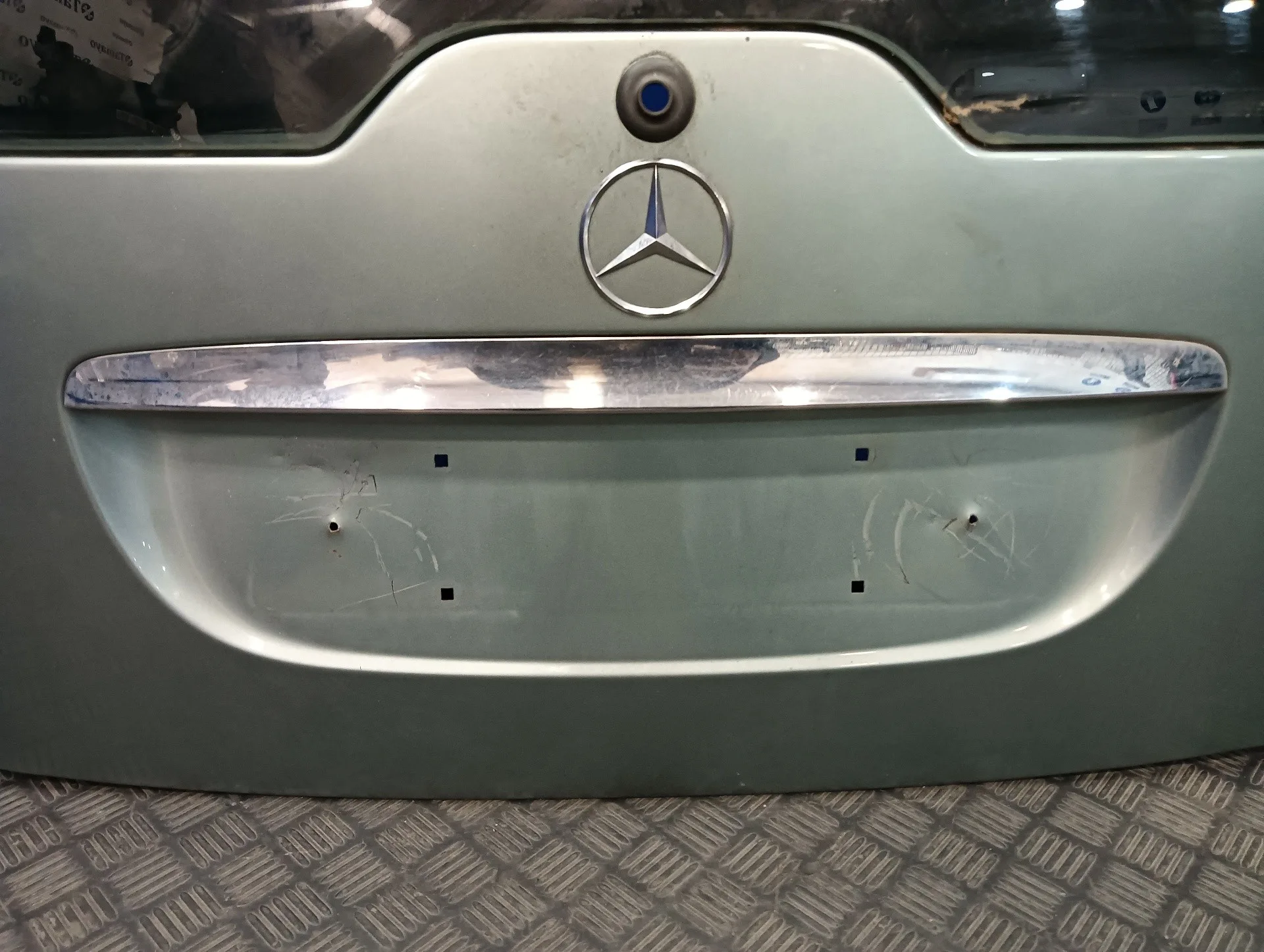 Porton Trasero para Mercedes-Benz Clase A (W169)
