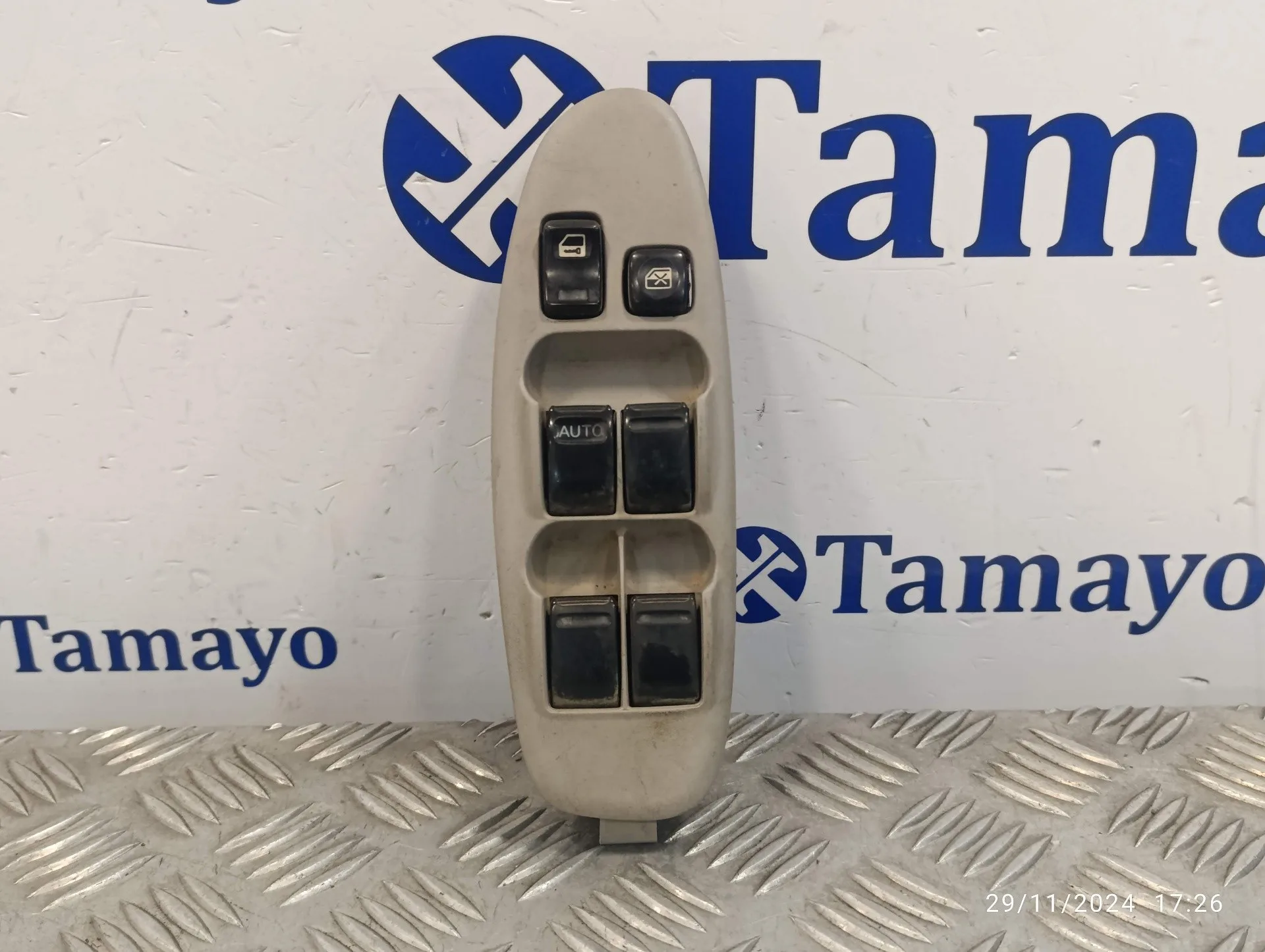 Mando Elevalunas Delantero Izquierdo para Nissan Almera Tino (V10M)