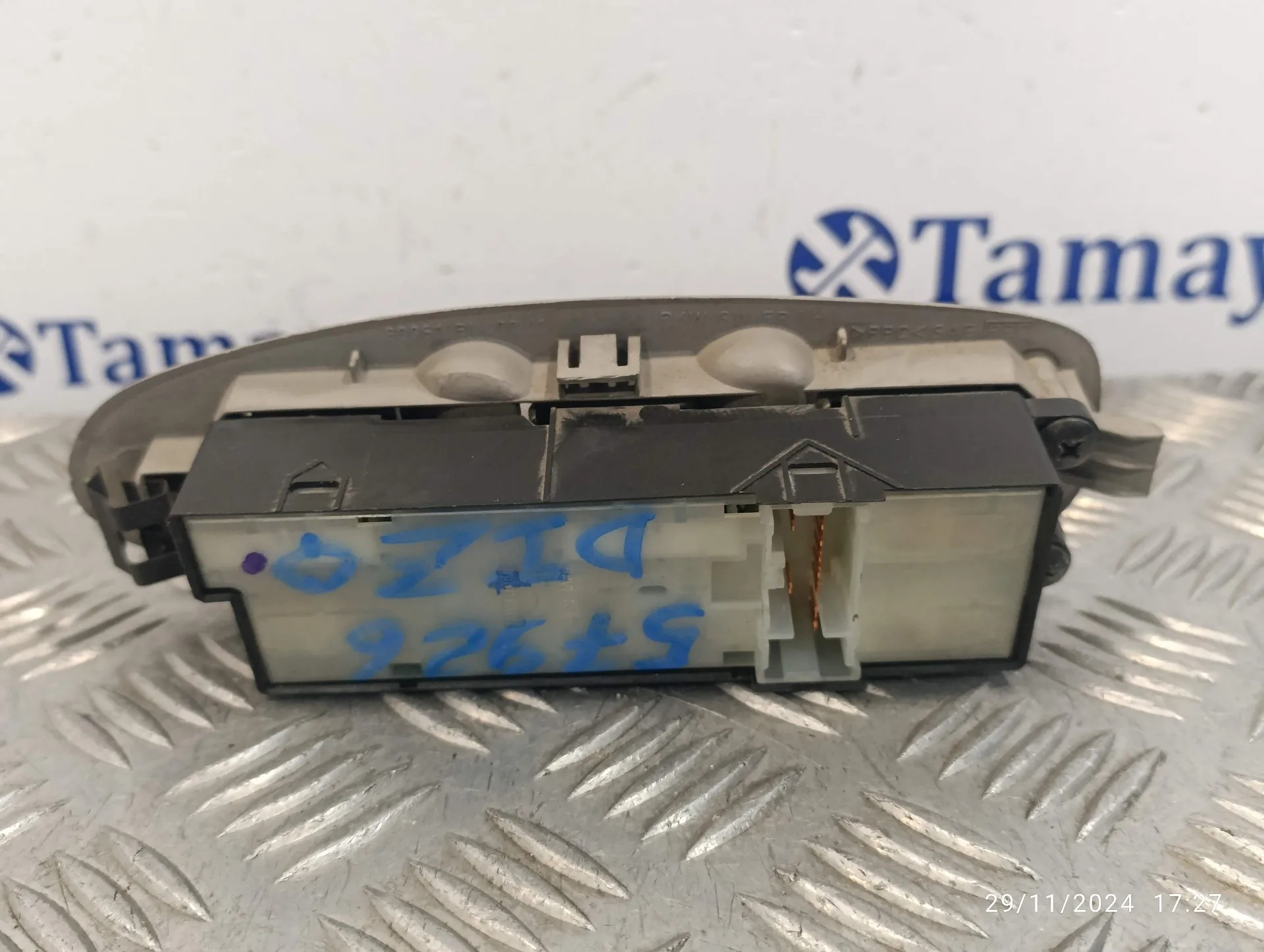 Mando Elevalunas Delantero Izquierdo para Nissan Almera Tino (V10M)