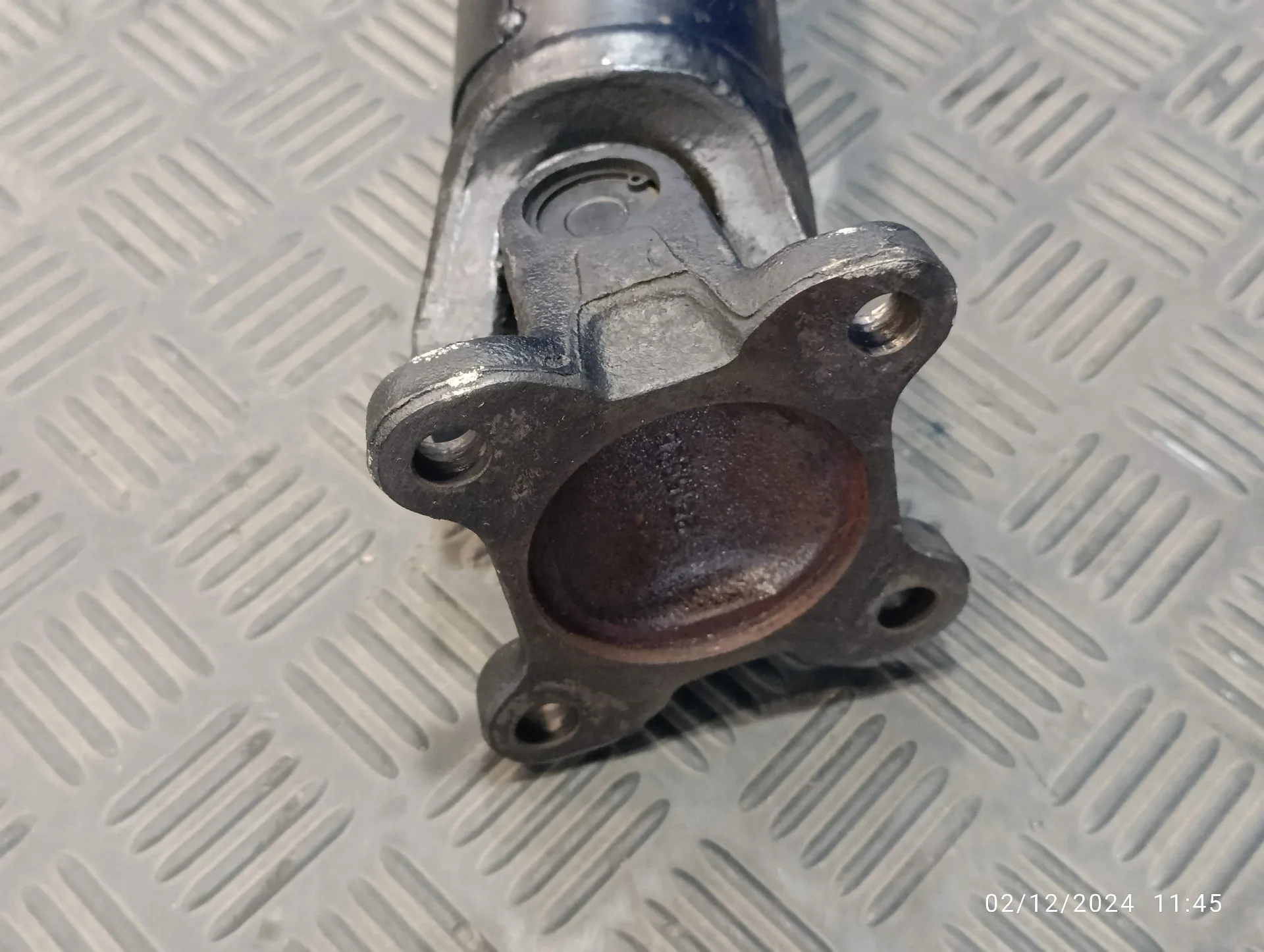Transmision Central para Nissan Cabstar ->09.06