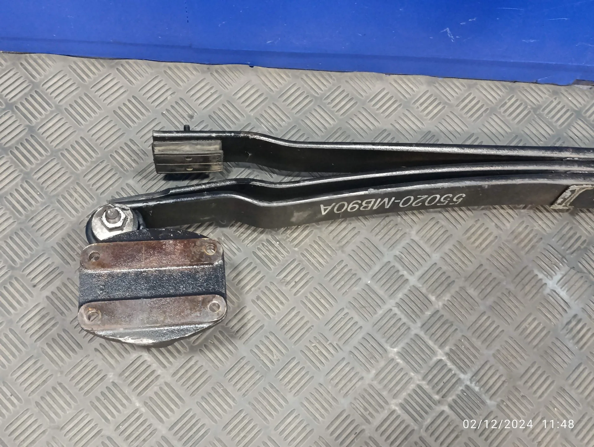 Ballesta Trasera para Nissan Cabstar ->09.06