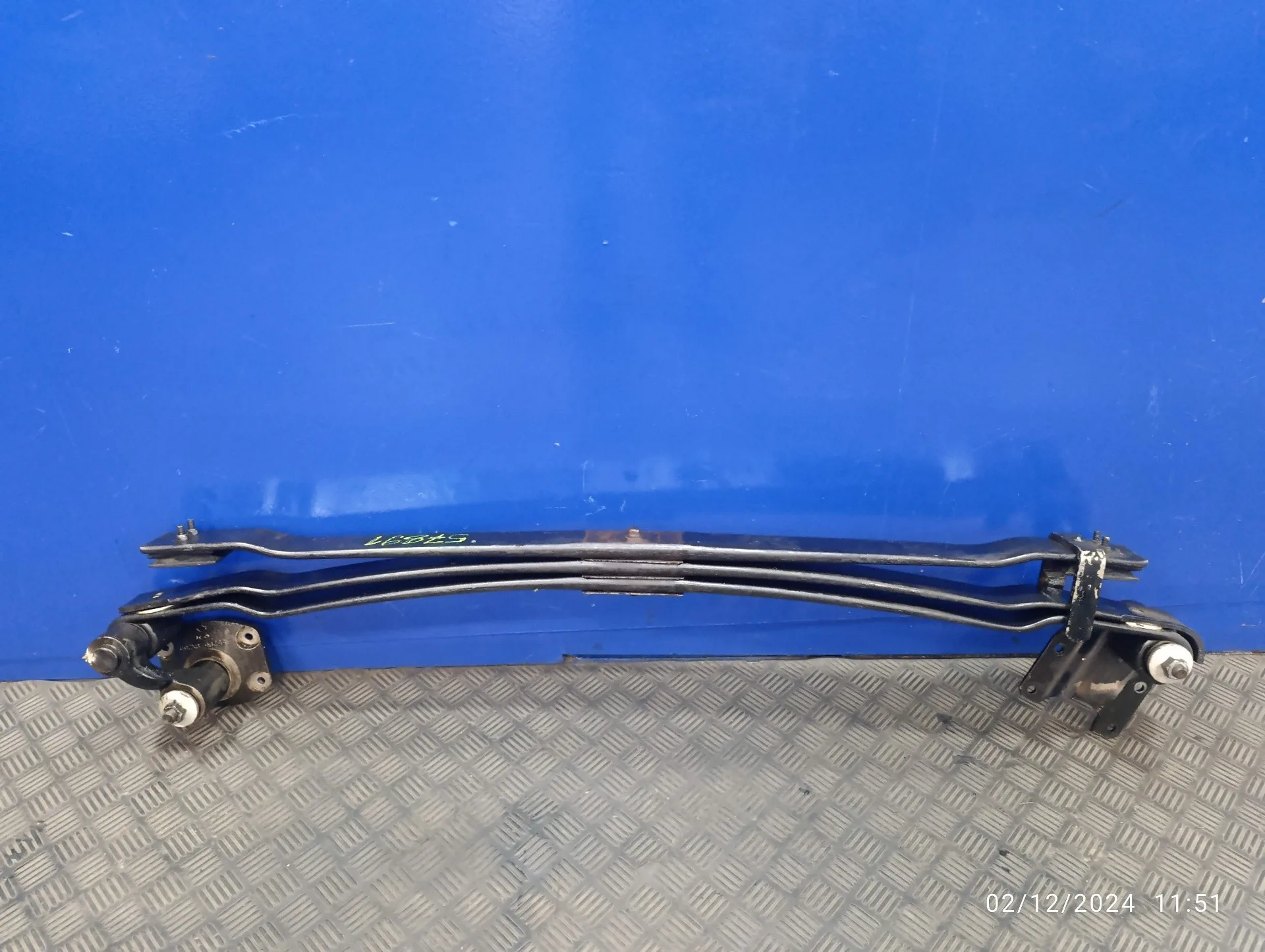Ballesta Trasera para Nissan Cabstar ->09.06