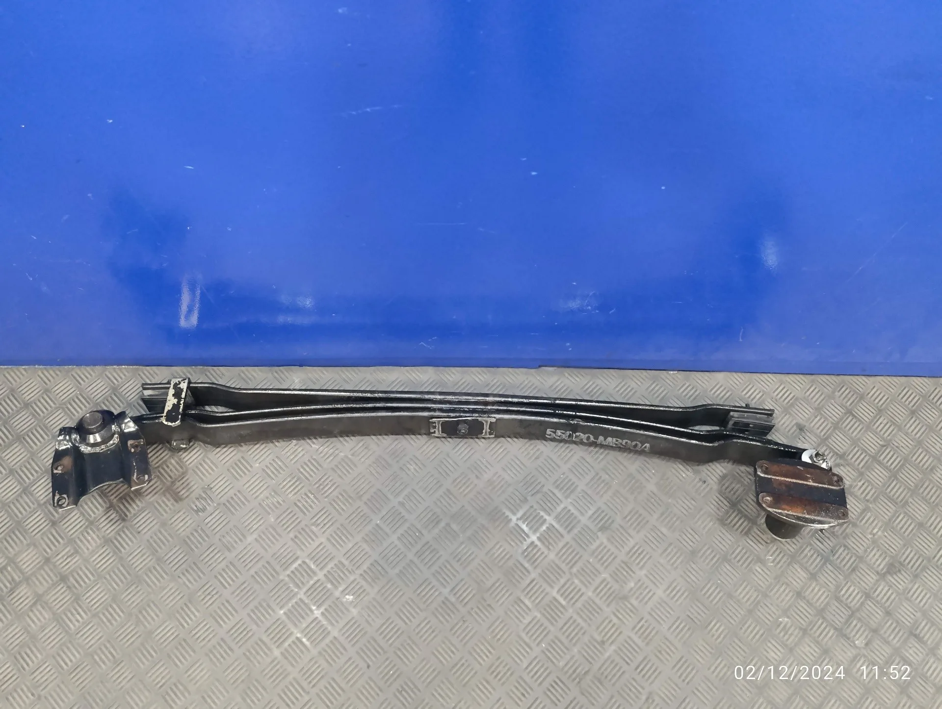 Ballesta Trasera para Nissan Cabstar ->09.06