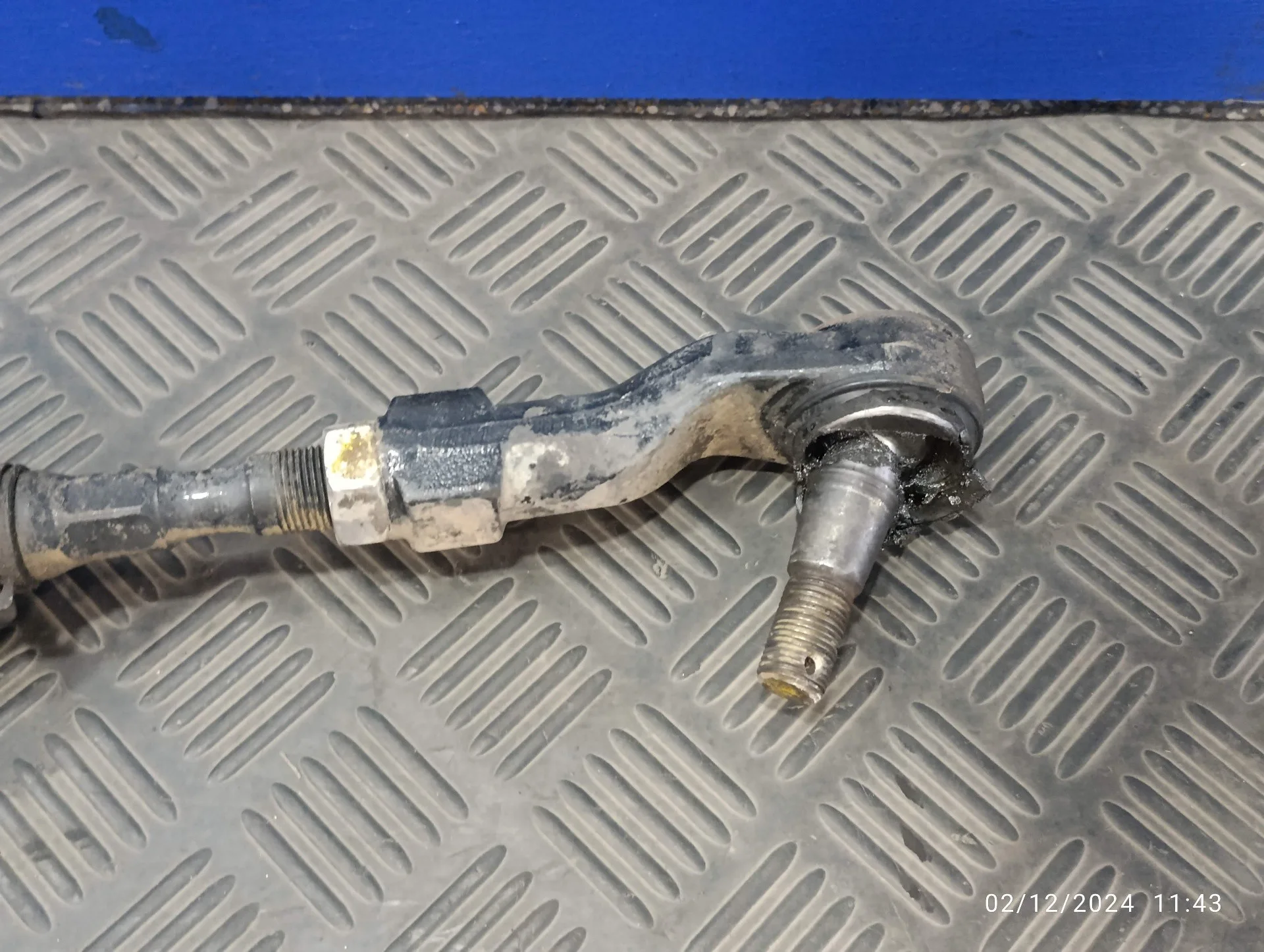 Cremallera Direccion para Nissan Cabstar ->09.06