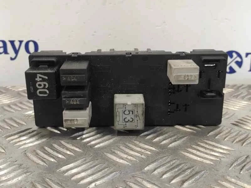 Caja Reles / Fusibles para Volkswagen Golf V Berlina (1K1)