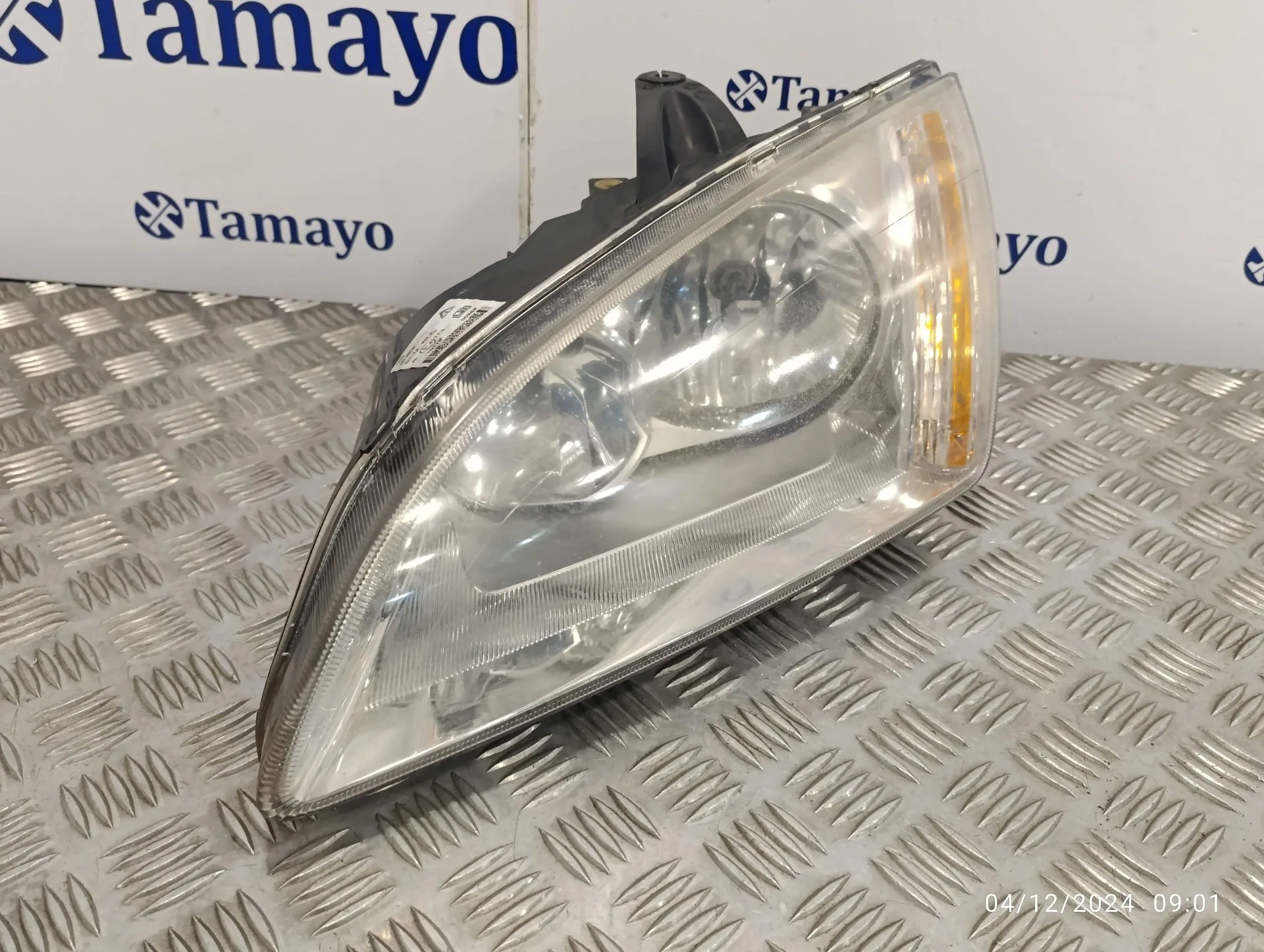 Faro Izquierdo para Ford Focus Berlina (Cap)