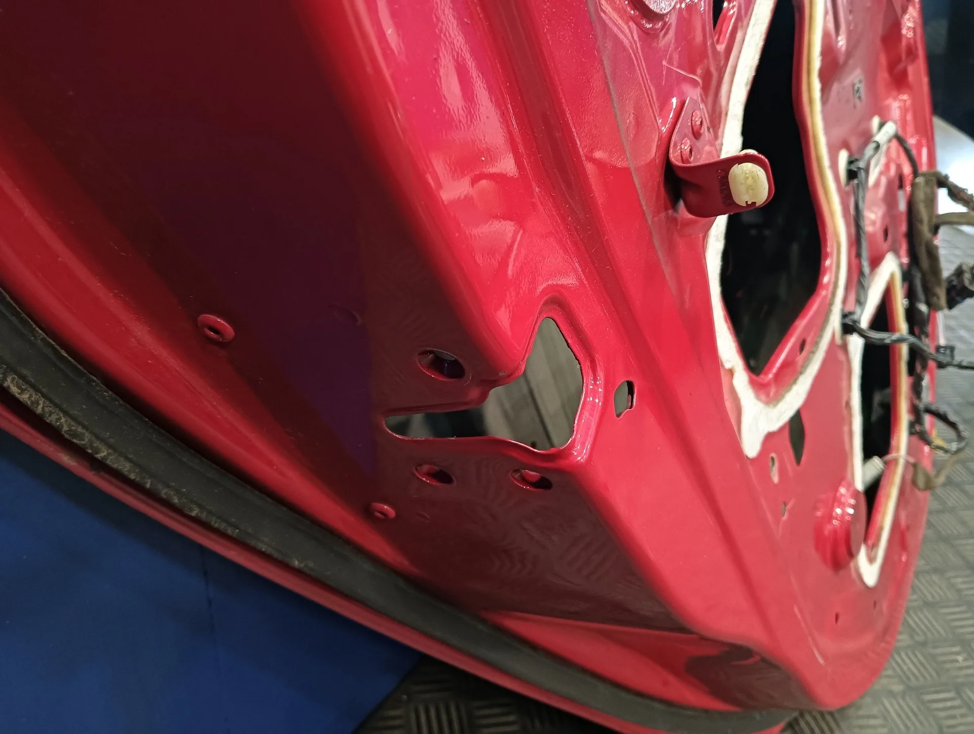 Puerta Trasera Izquierda para Renault Megane Iii Berlina 5 P