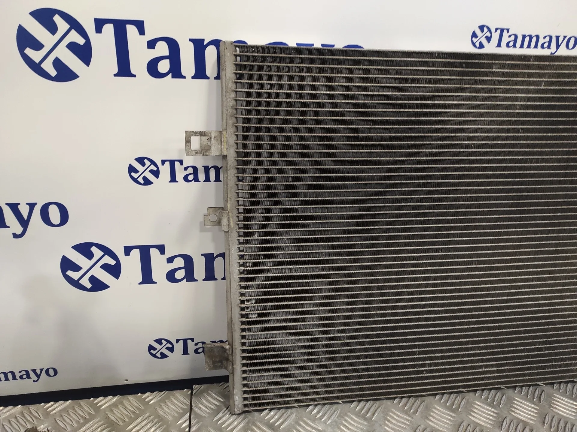 Condensador / Radiador Aire Acondicionado para Fiat Freemont (345)