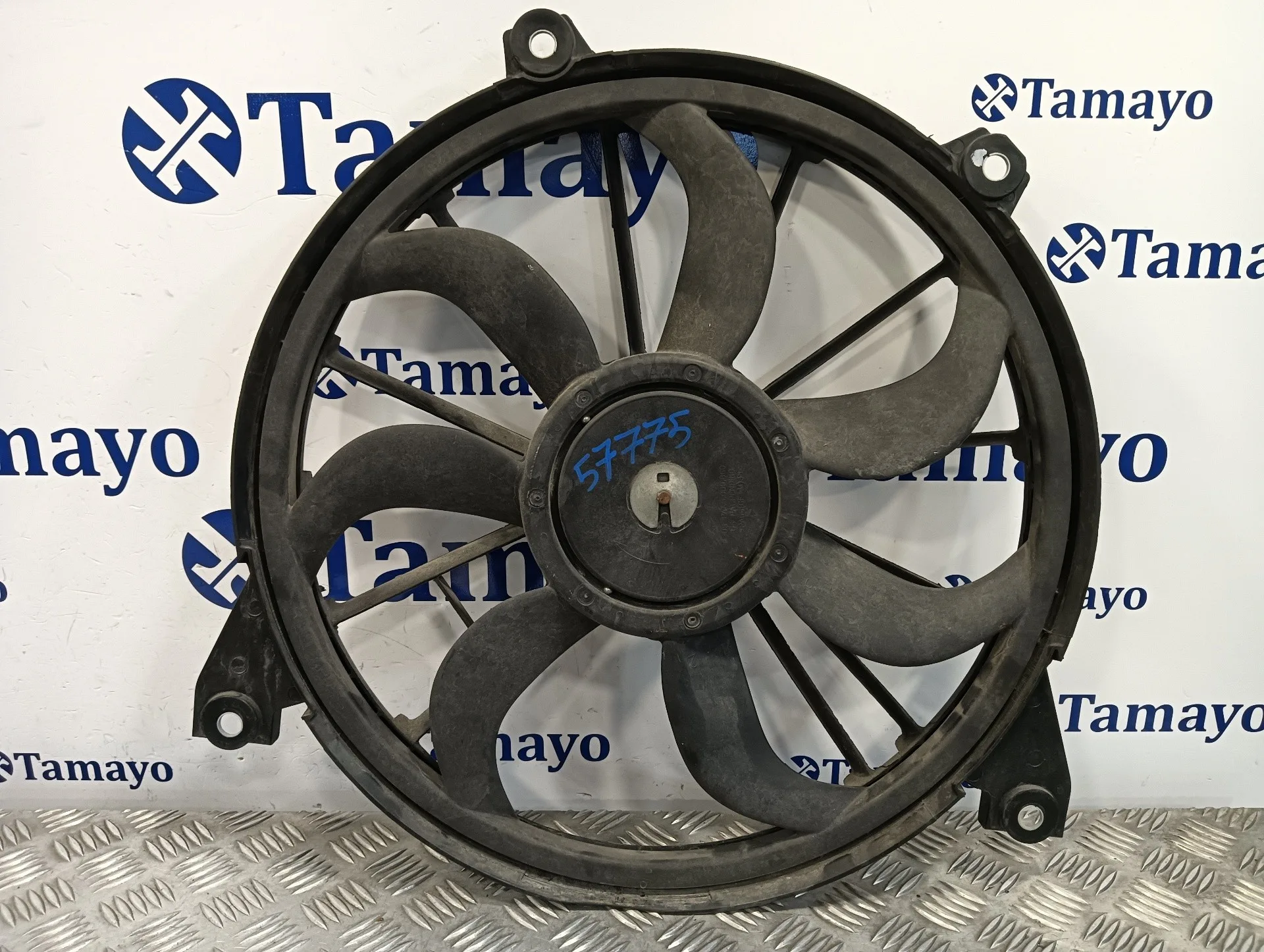 Electroventilador para Fiat Freemont (345)