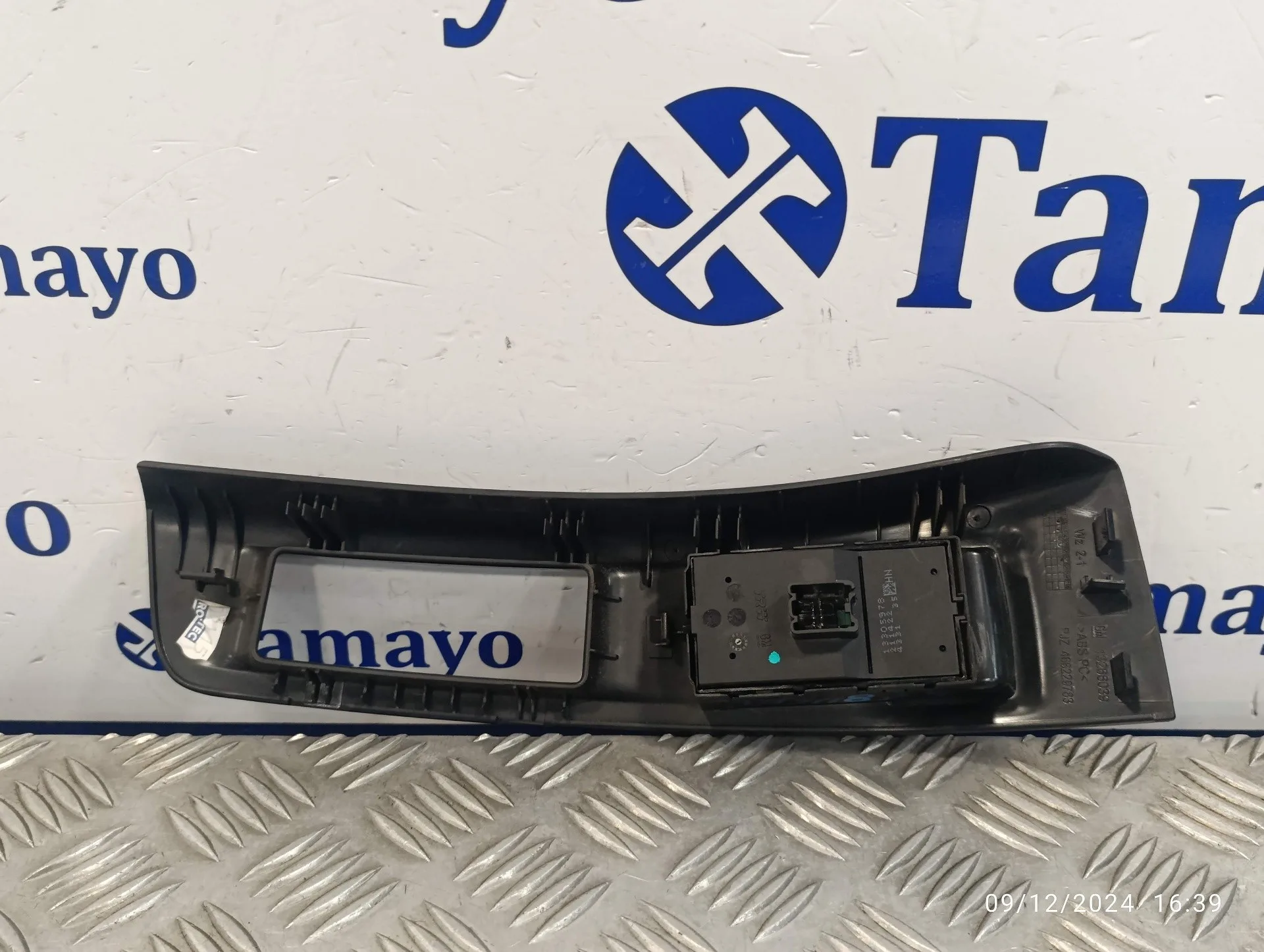 Mando Elevalunas Delantero Izquierdo para Opel Meriva B