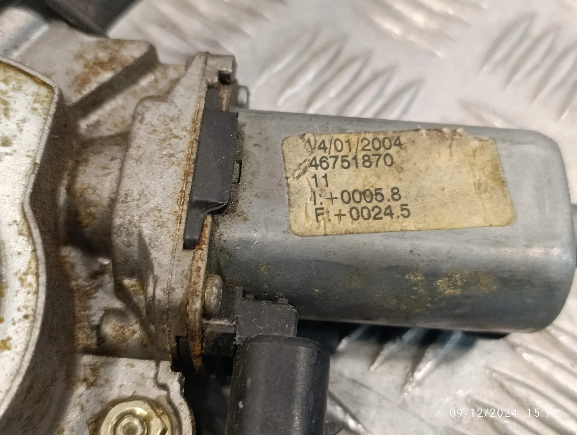 Elevalunas Delantero Derecho para Alfa Romeo 147 (190)