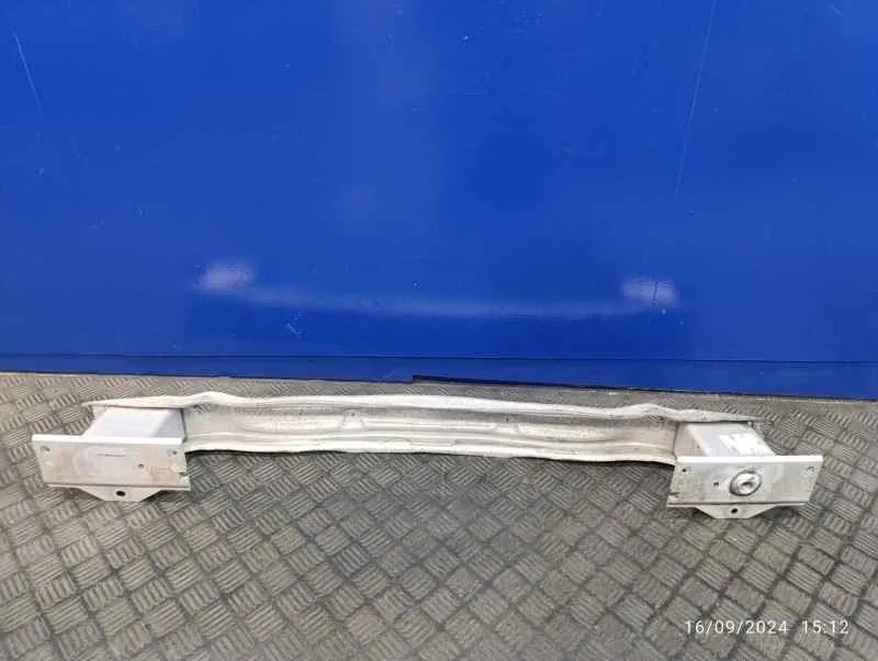 Refuerzo Paragolpes Trasero para Opel Astra J Lim.