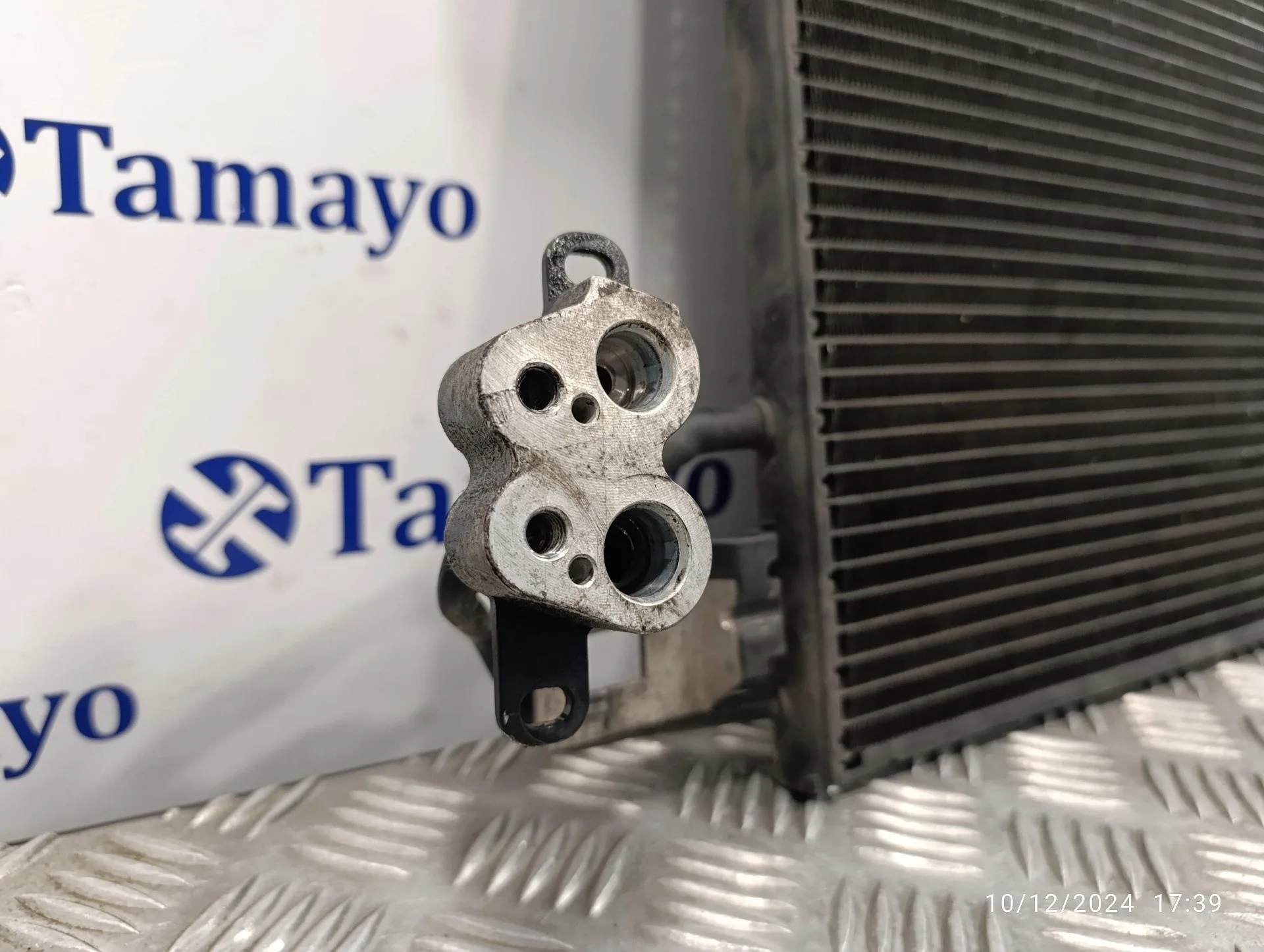 Condensador / Radiador Aire Acondicionado para Volkswagen T5 Transporter (7E)