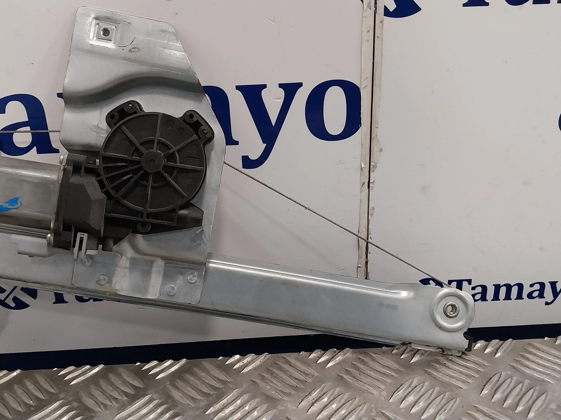 Elevalunas Delantero Derecho para Peugeot Partner
