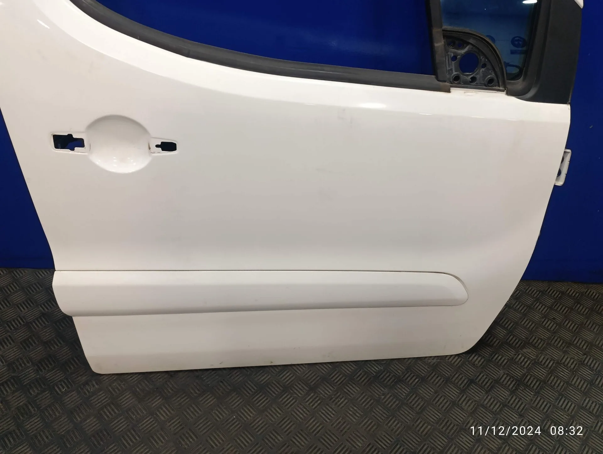 Puerta Delantera Derecha para Peugeot Partner
