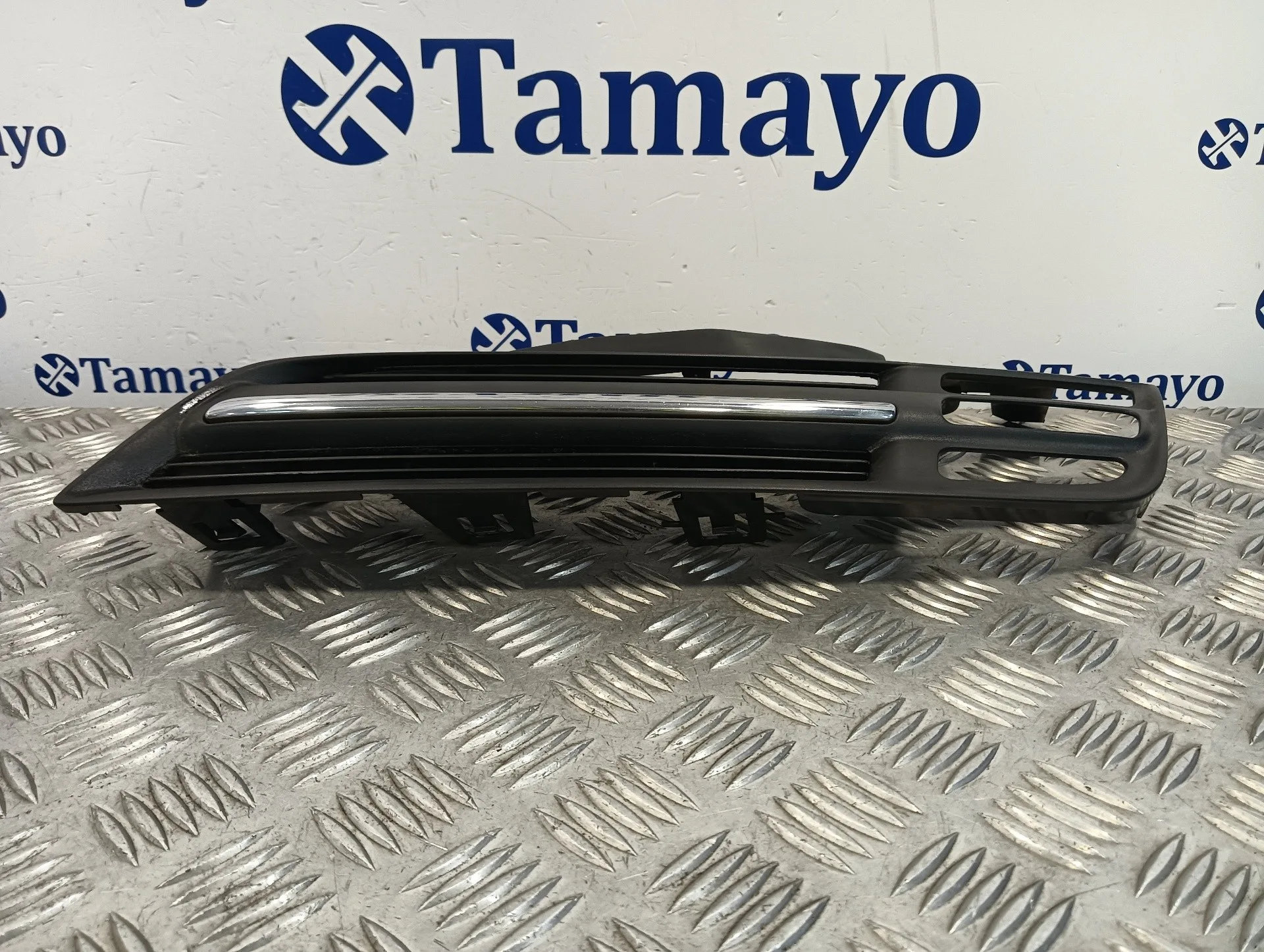 Rejilla Paragolpes Izquierda para Nissan Micra (K12E)