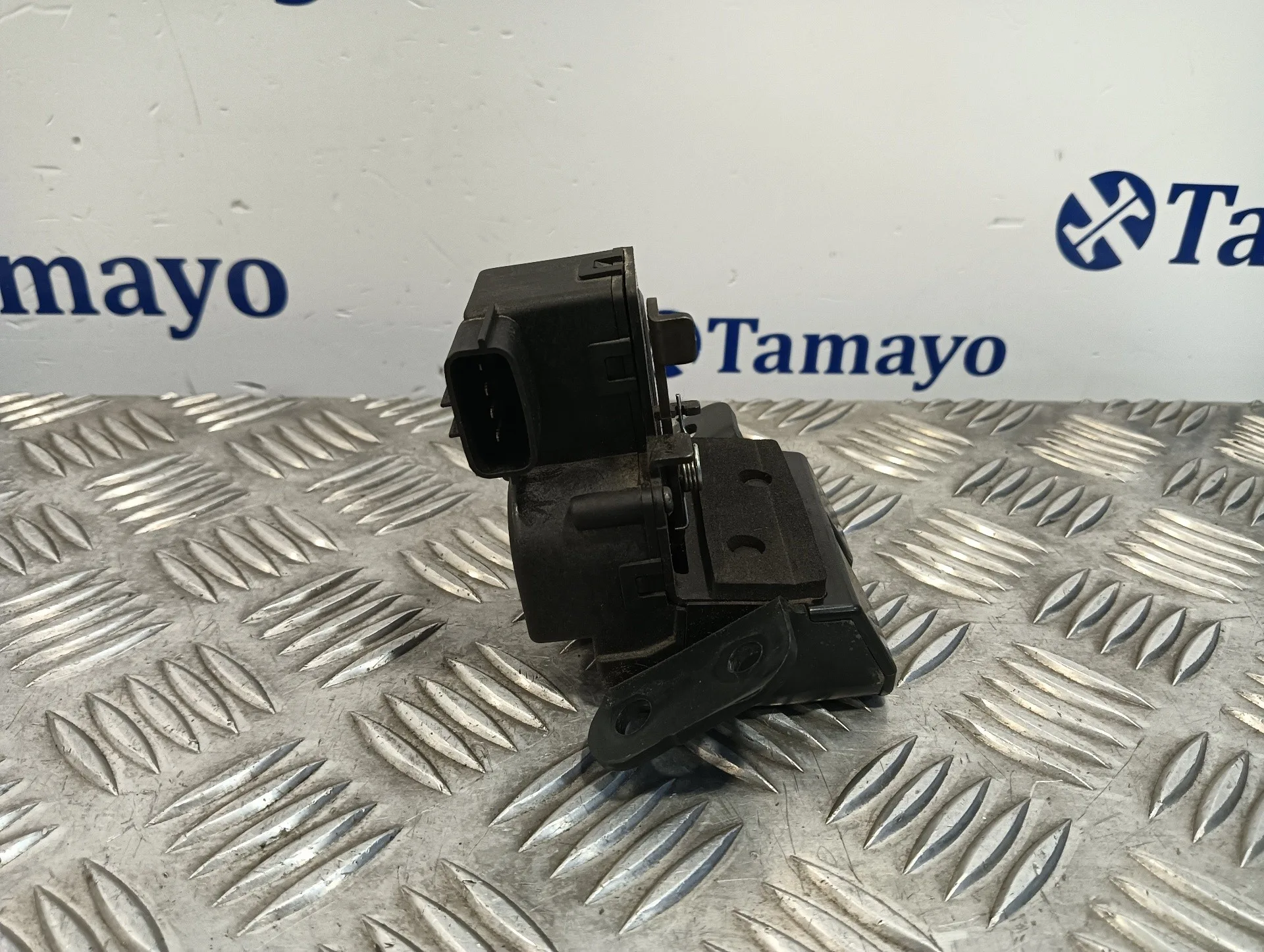 Cerradura Maletero / Porton para Kia Cee'd