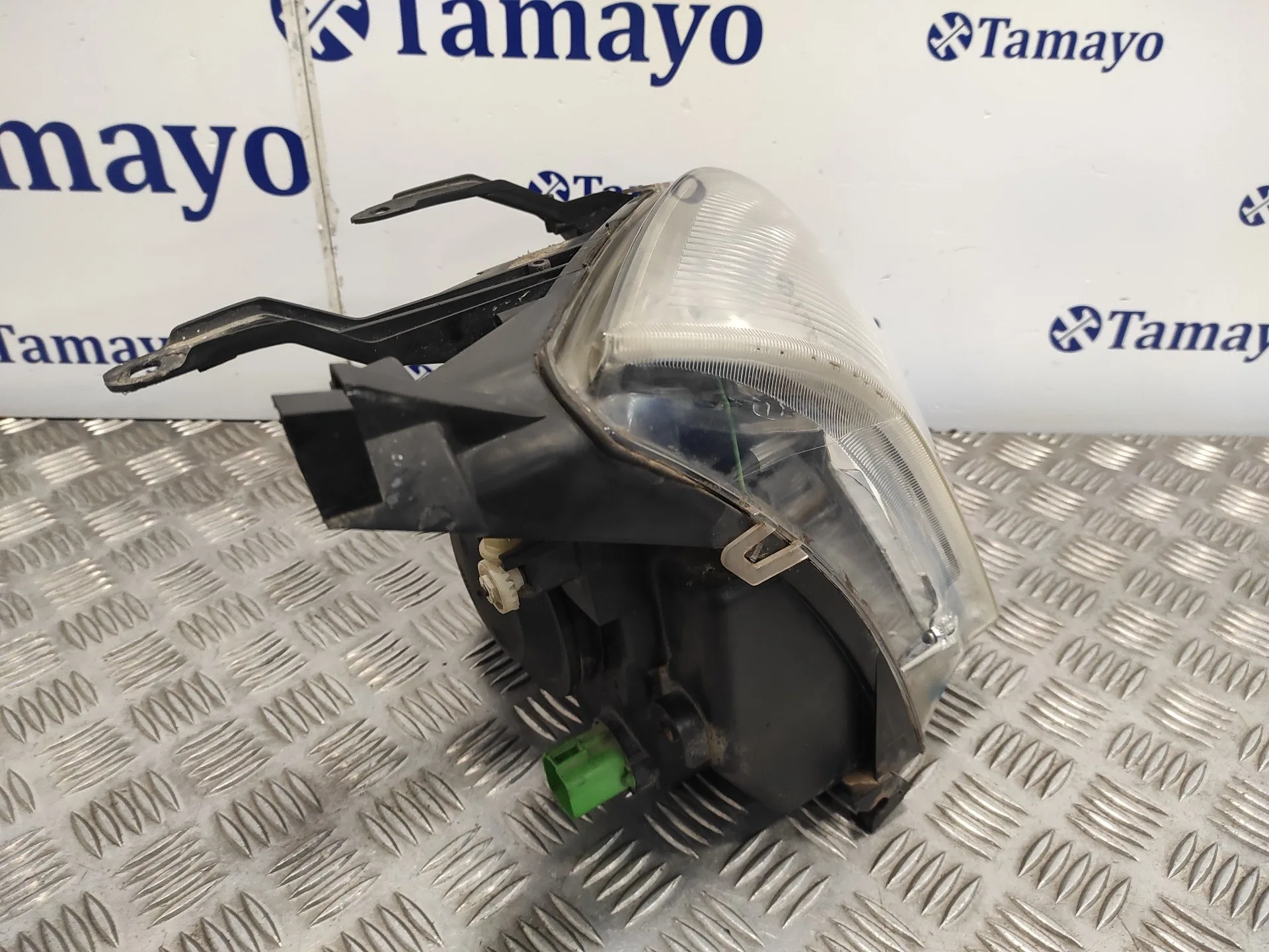 Faro Derecho para Ford Fusion (Cbk)