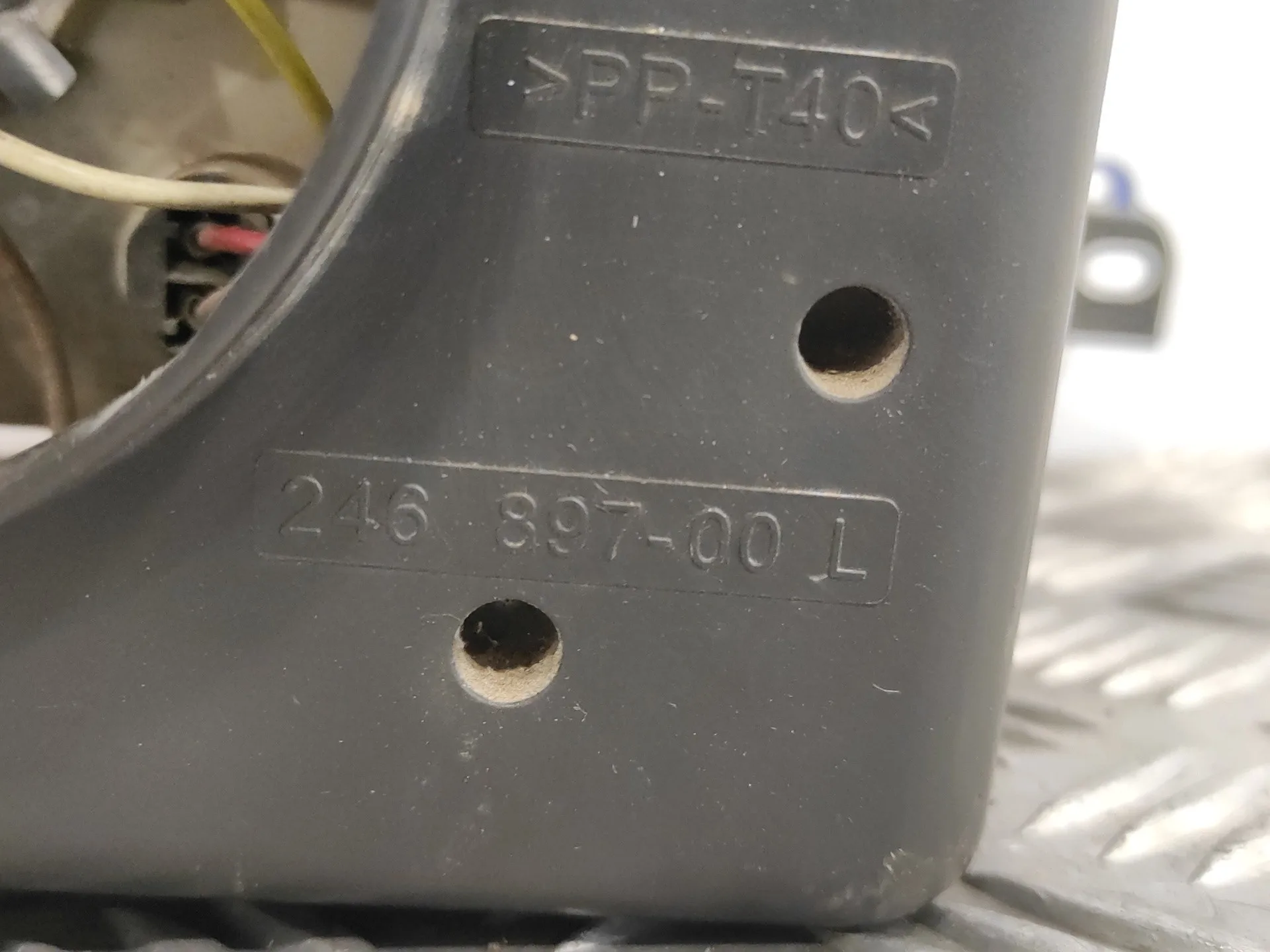 Faro Izquierdo para Ford Fusion (Cbk)